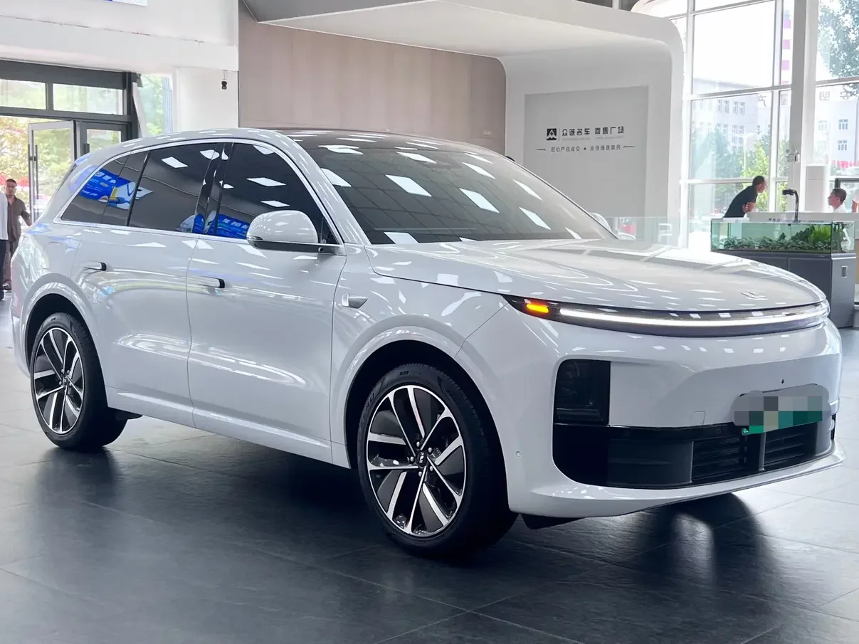 Lixiang L6