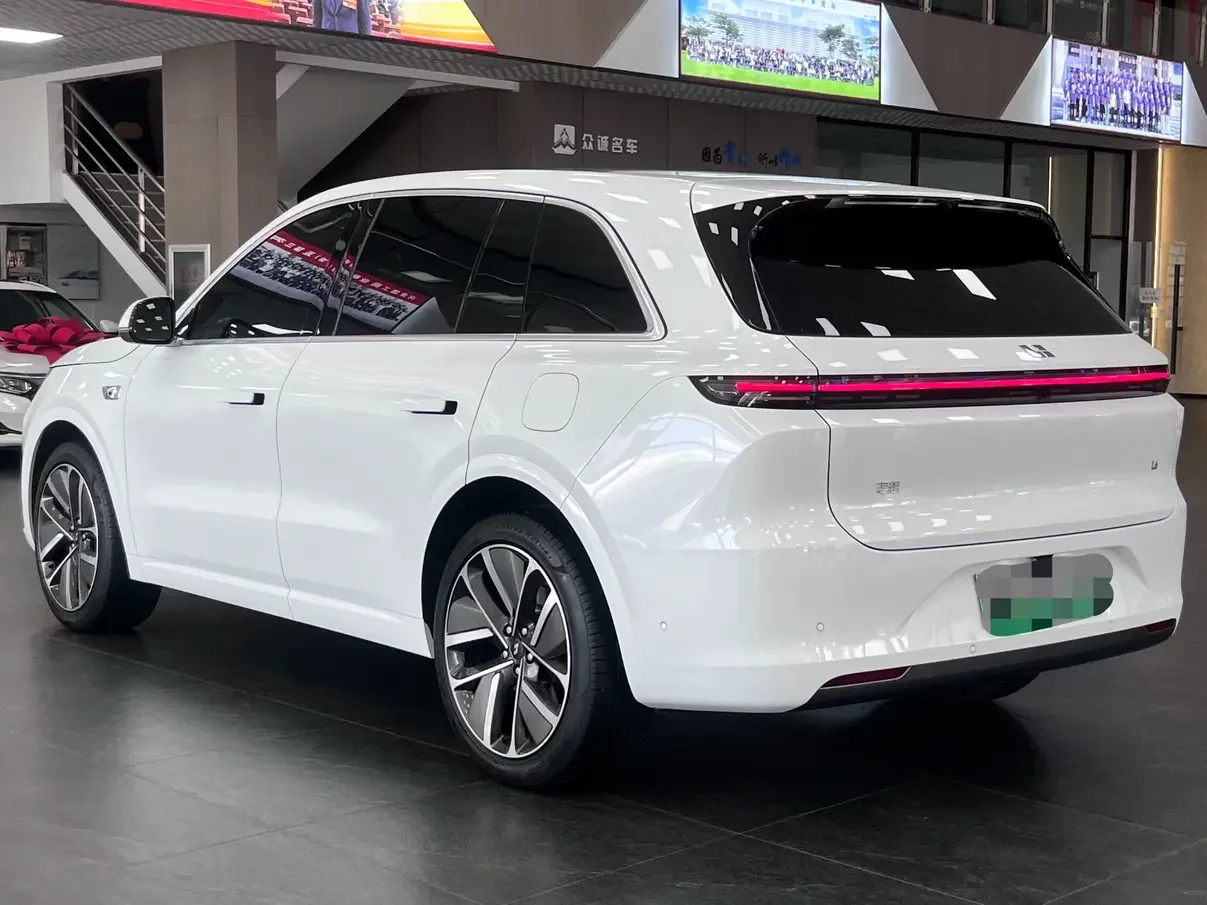 Lixiang L6
