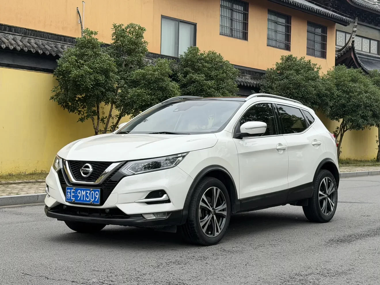 Nissan Qashqai  из Китая