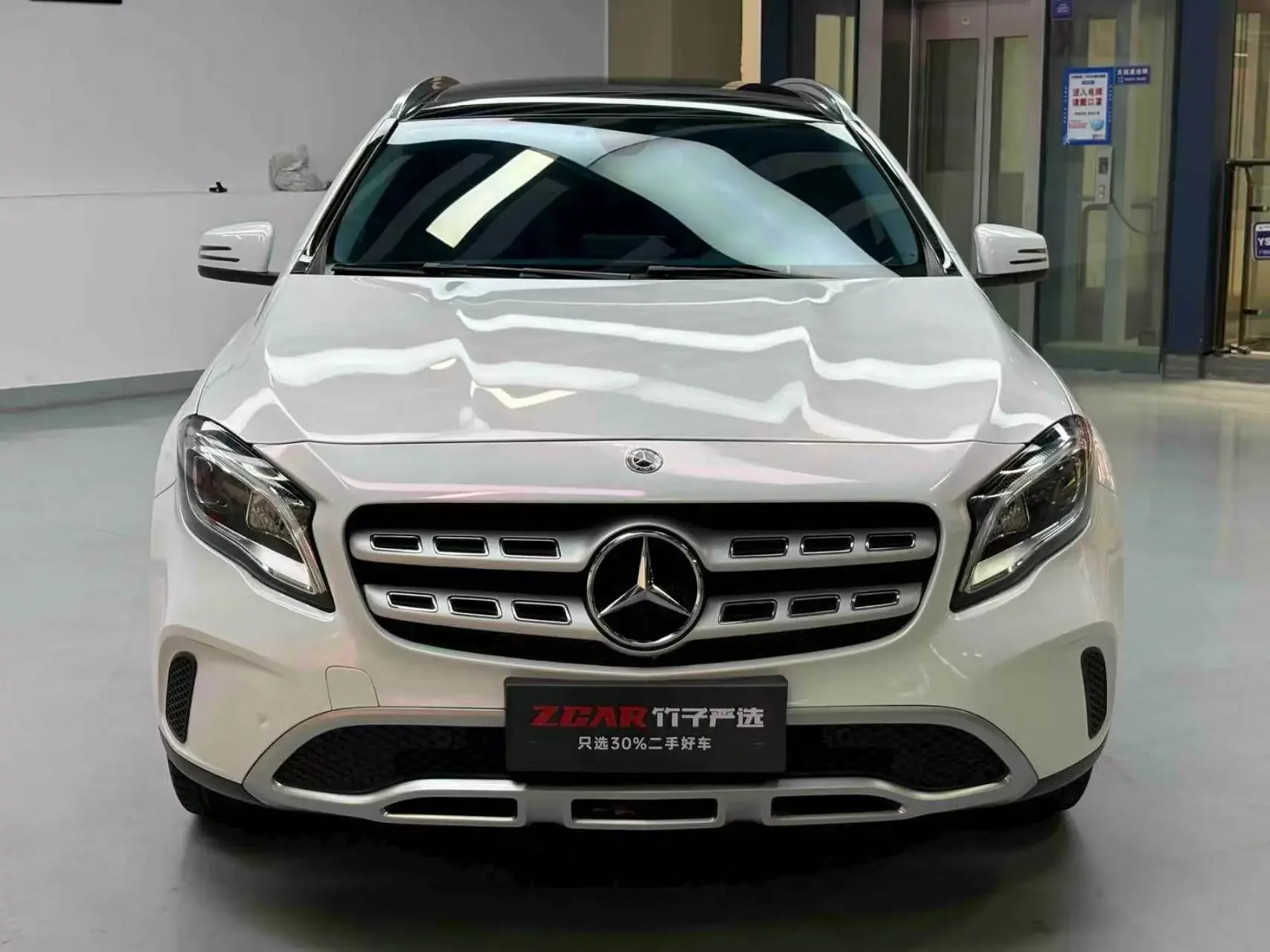 Mercedes-Benz GLA