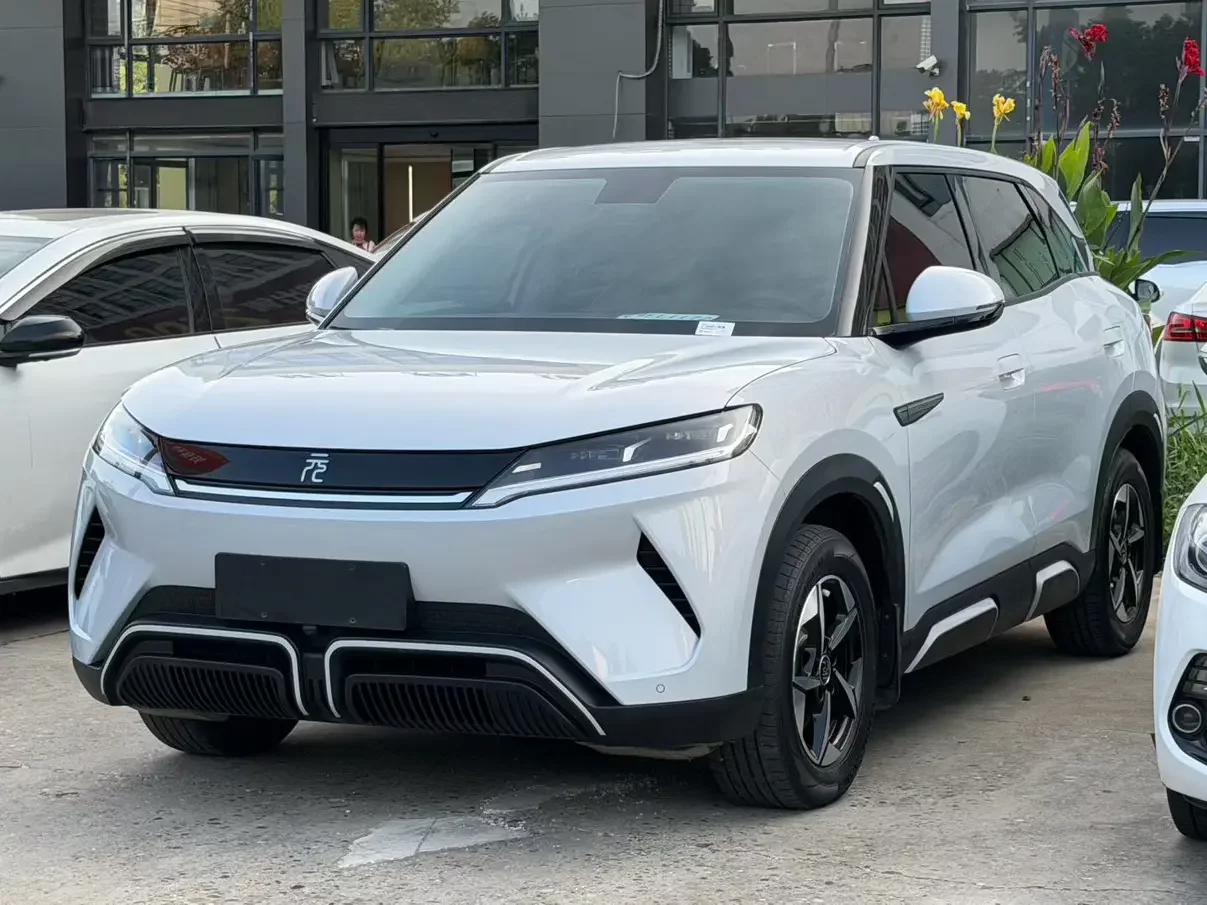 BYD Yuan UP