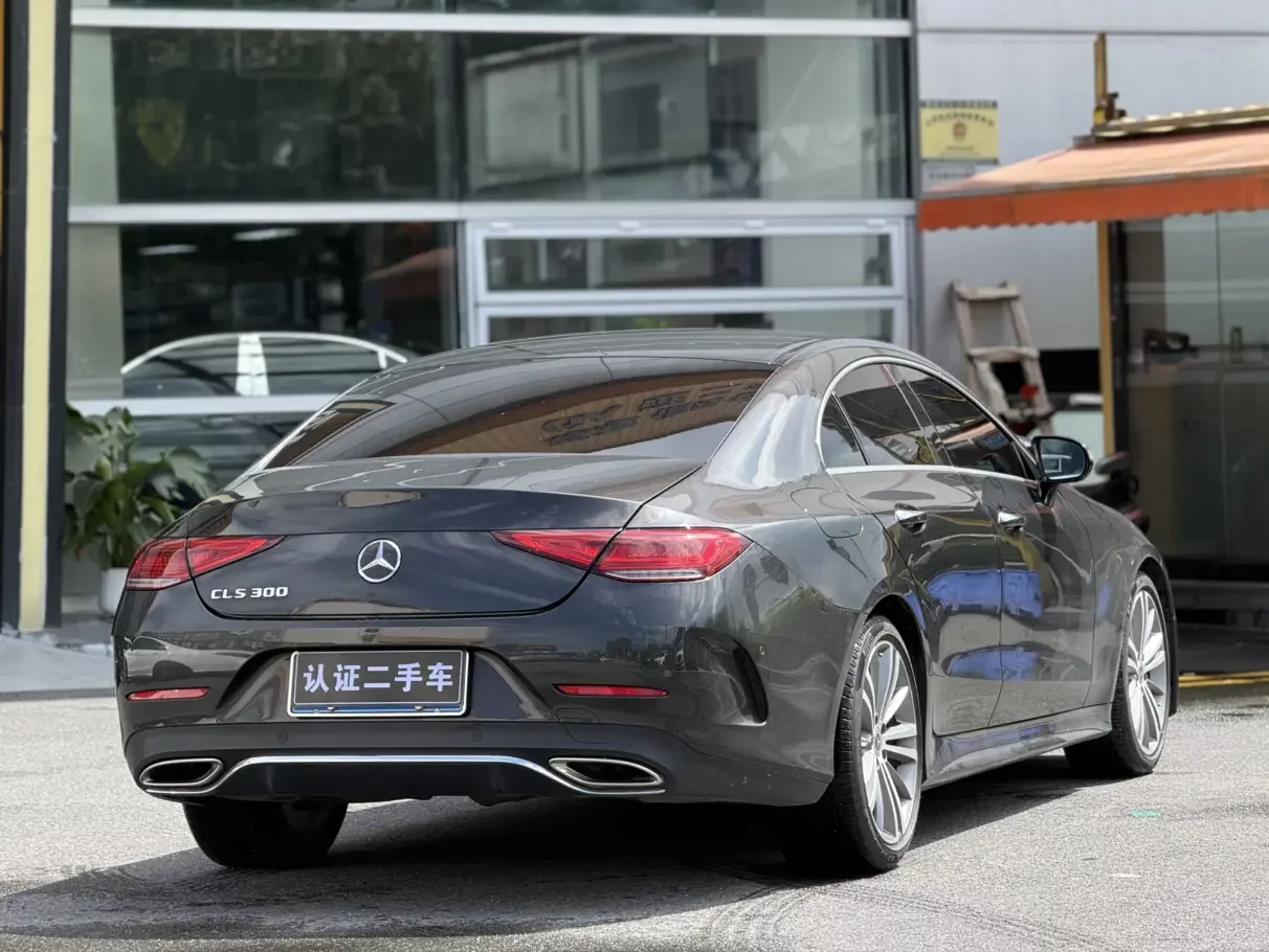 Mercedes-Benz CLS