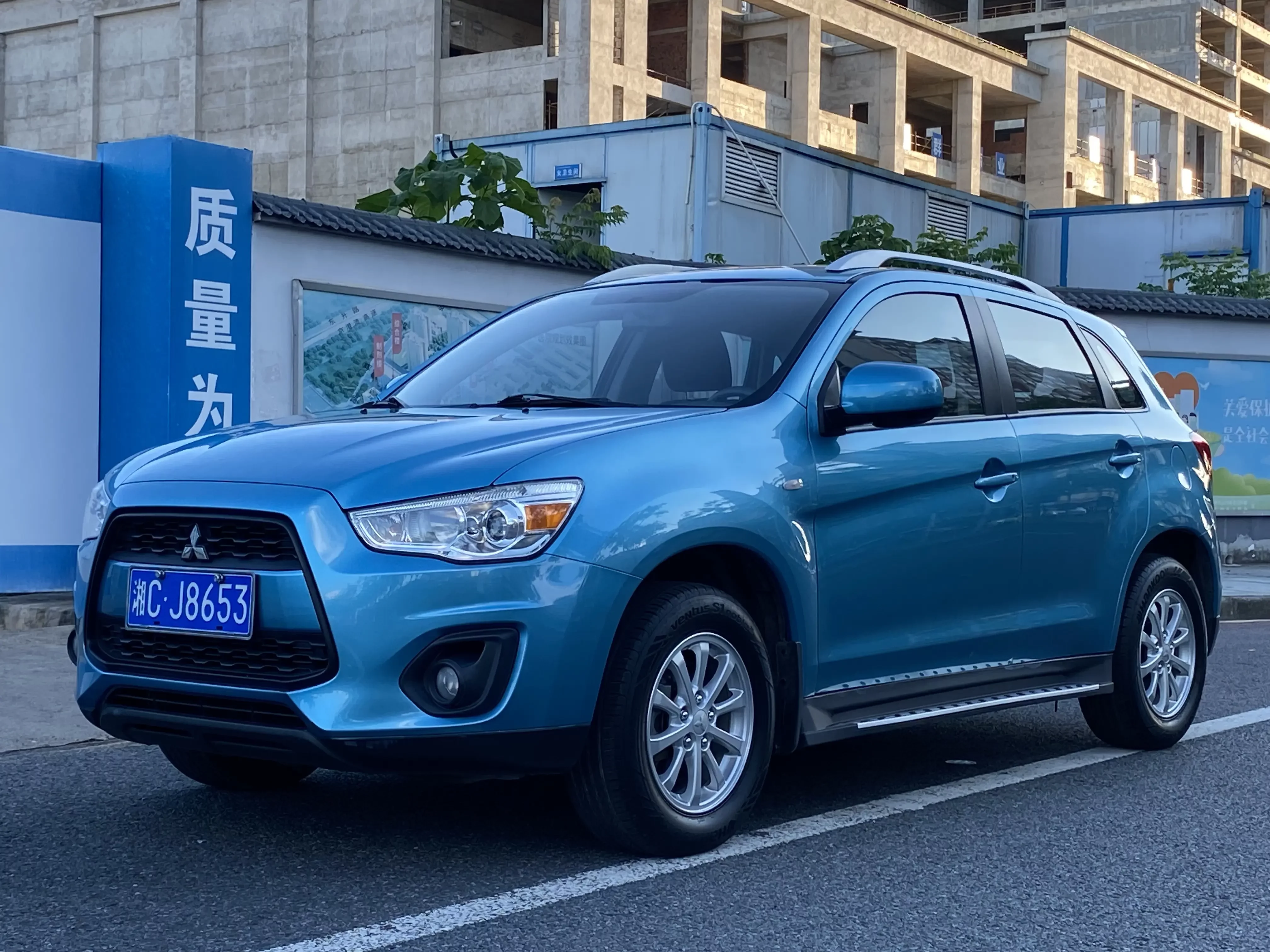 Mitsubishi Jinxuan ASX  из Китая