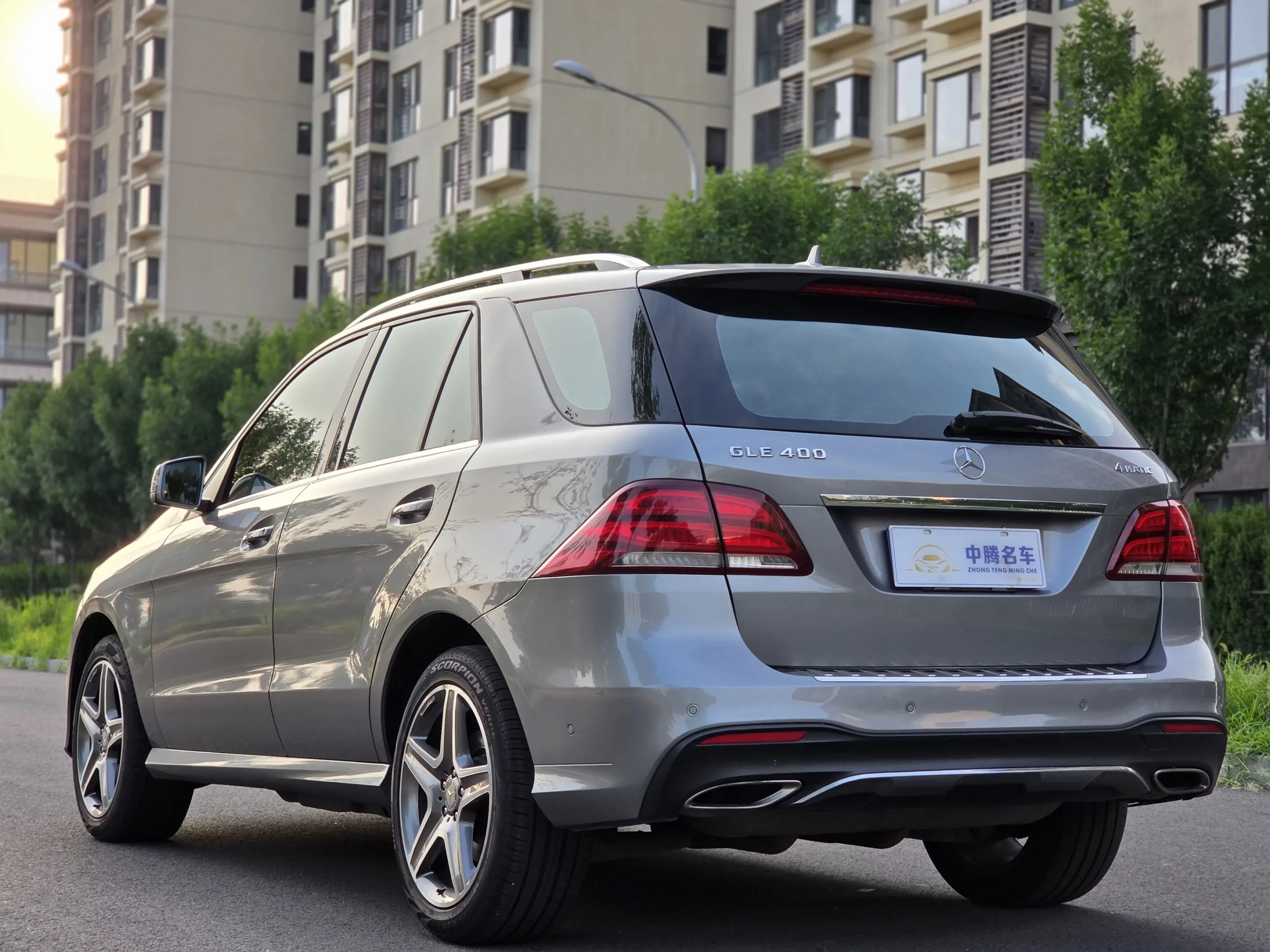 Mercedes-Benz GLE (Imported)