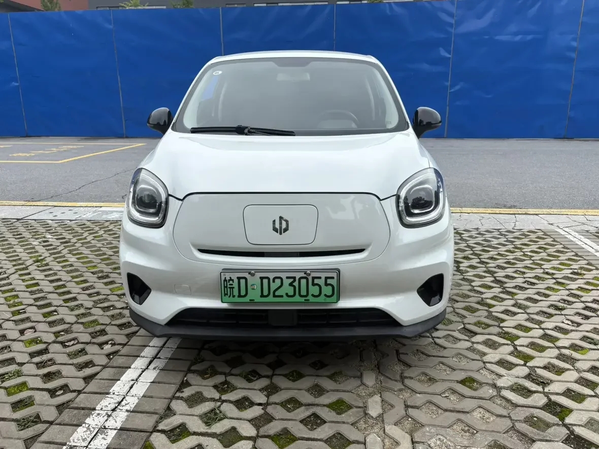 Leapmotor Zero running T03  из Китая