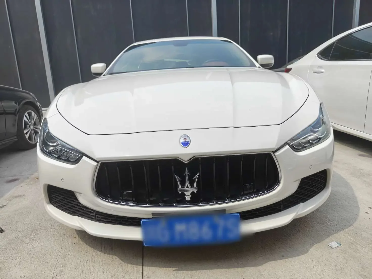 Maserati Ghibli  из Китая