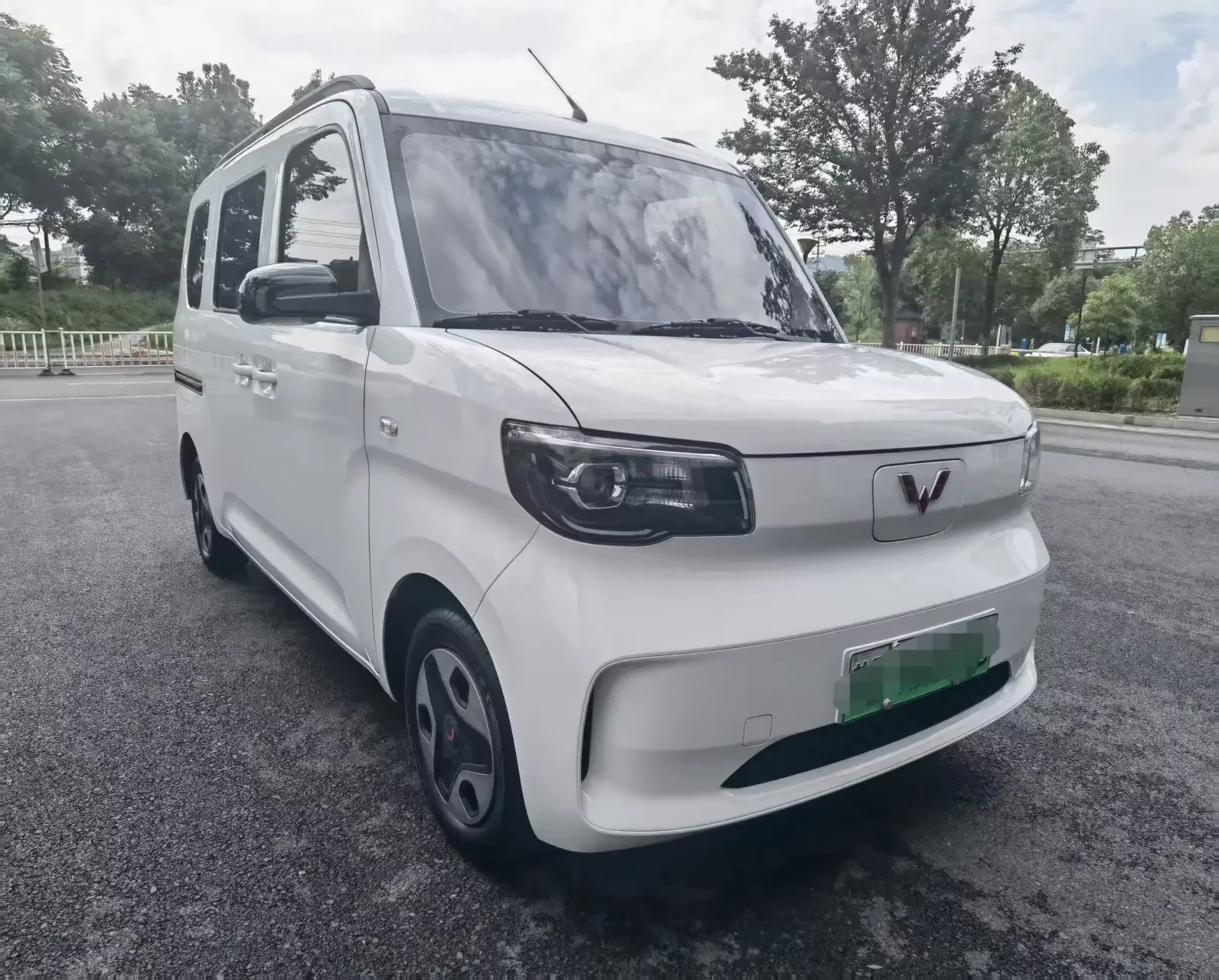 Wuling Zhiguang EV