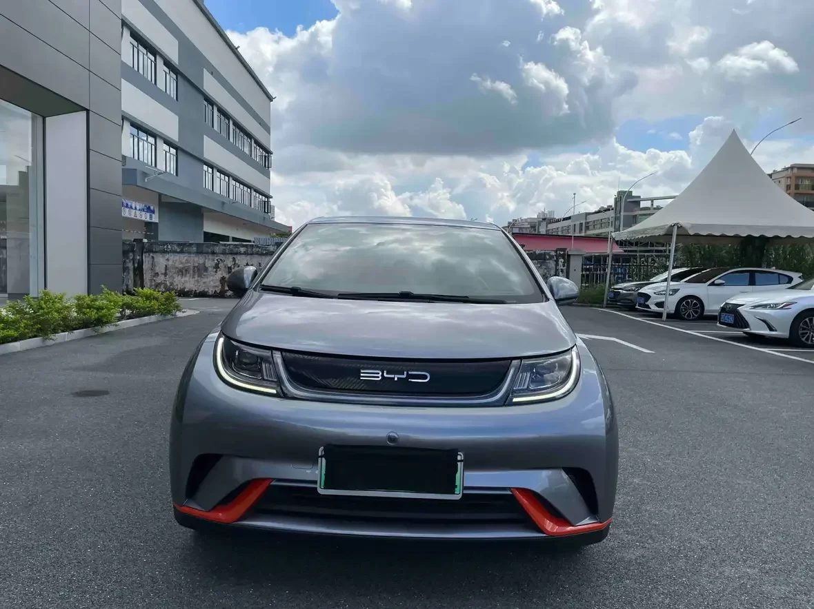 BYD dolphin