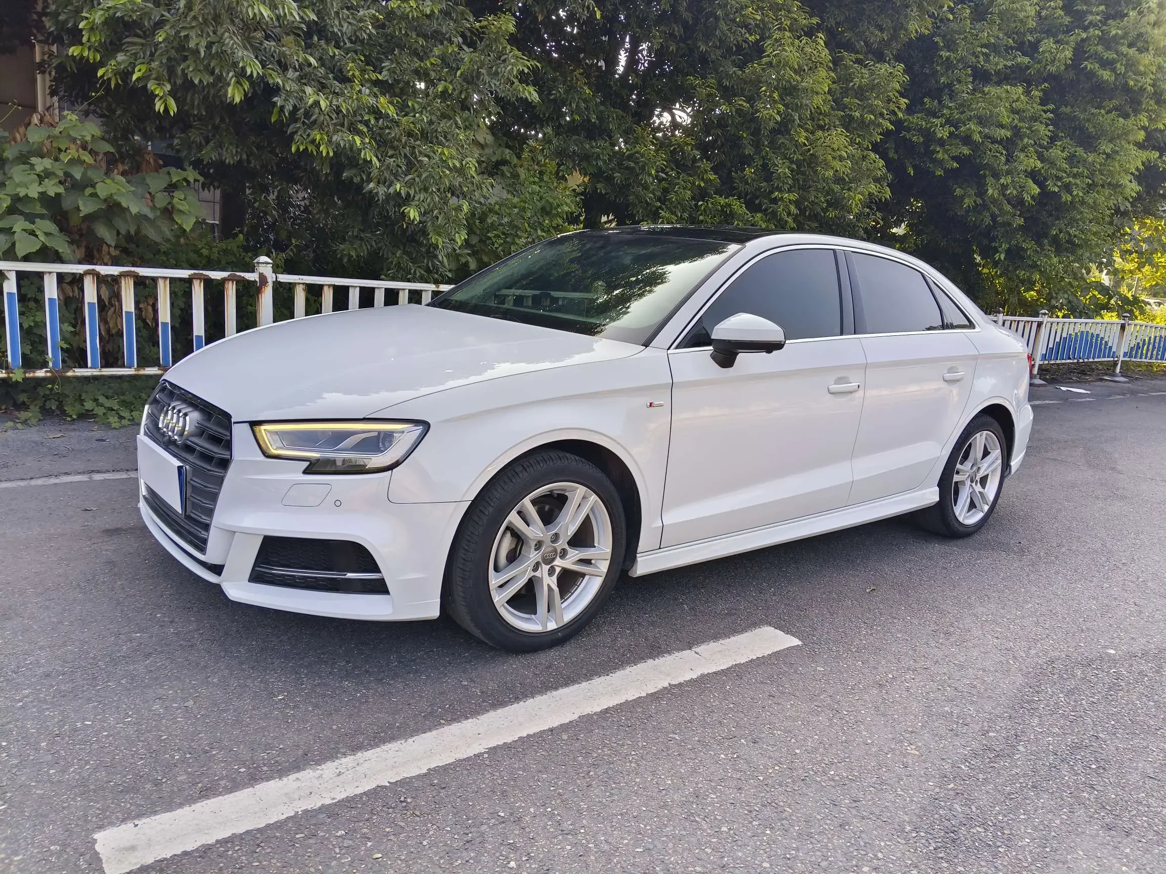 Audi A3  из Китая