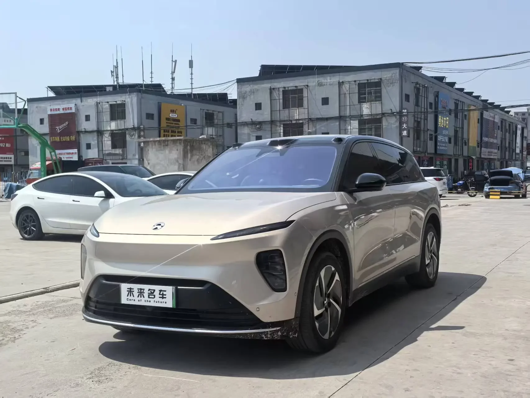 NIO ES8  из Китая