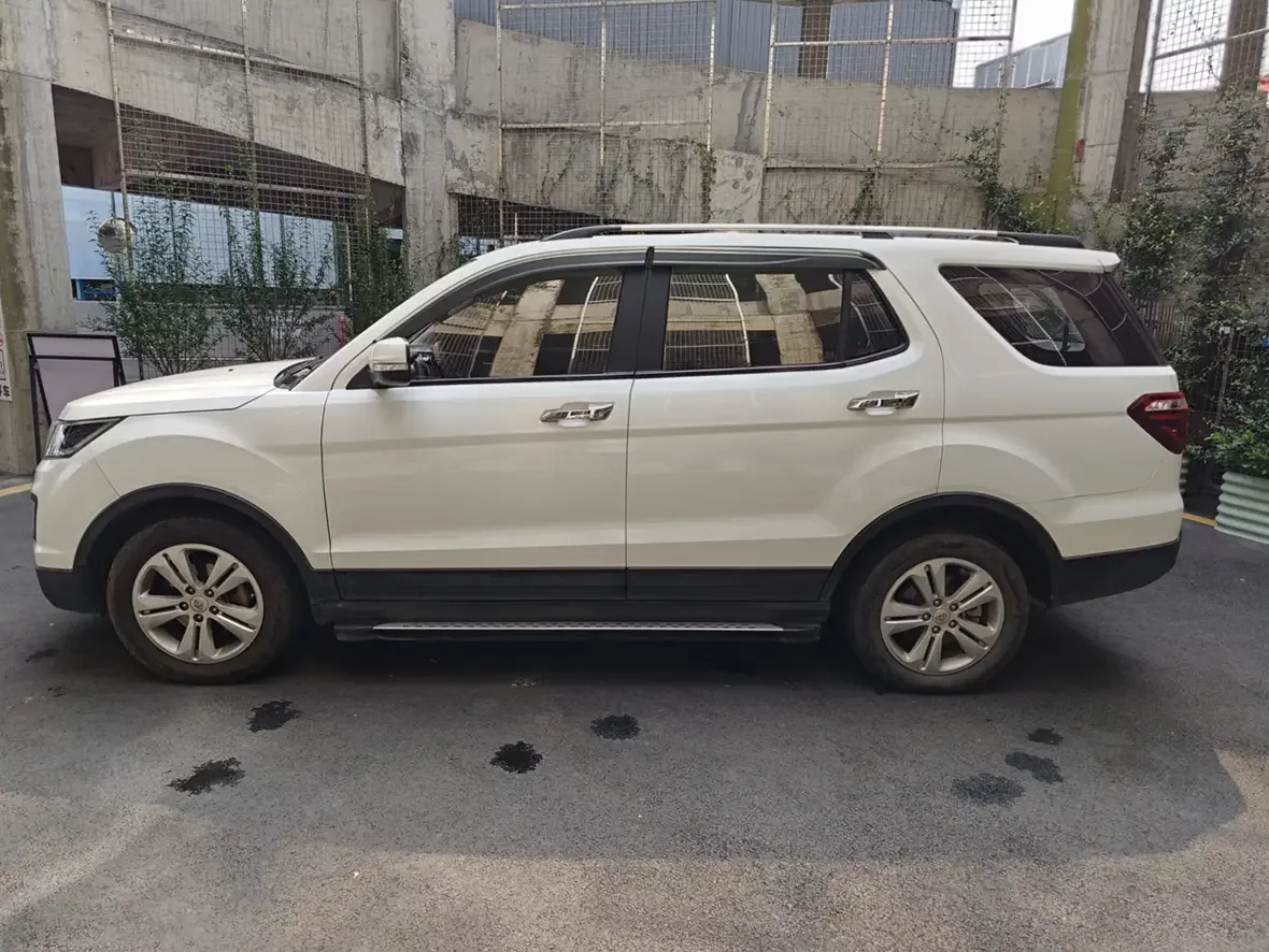 Oshan Changan Auchan CX70