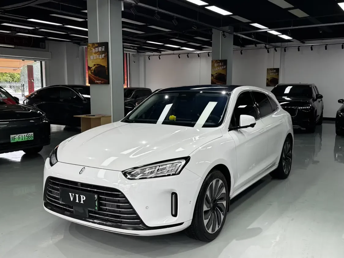 AITO M5