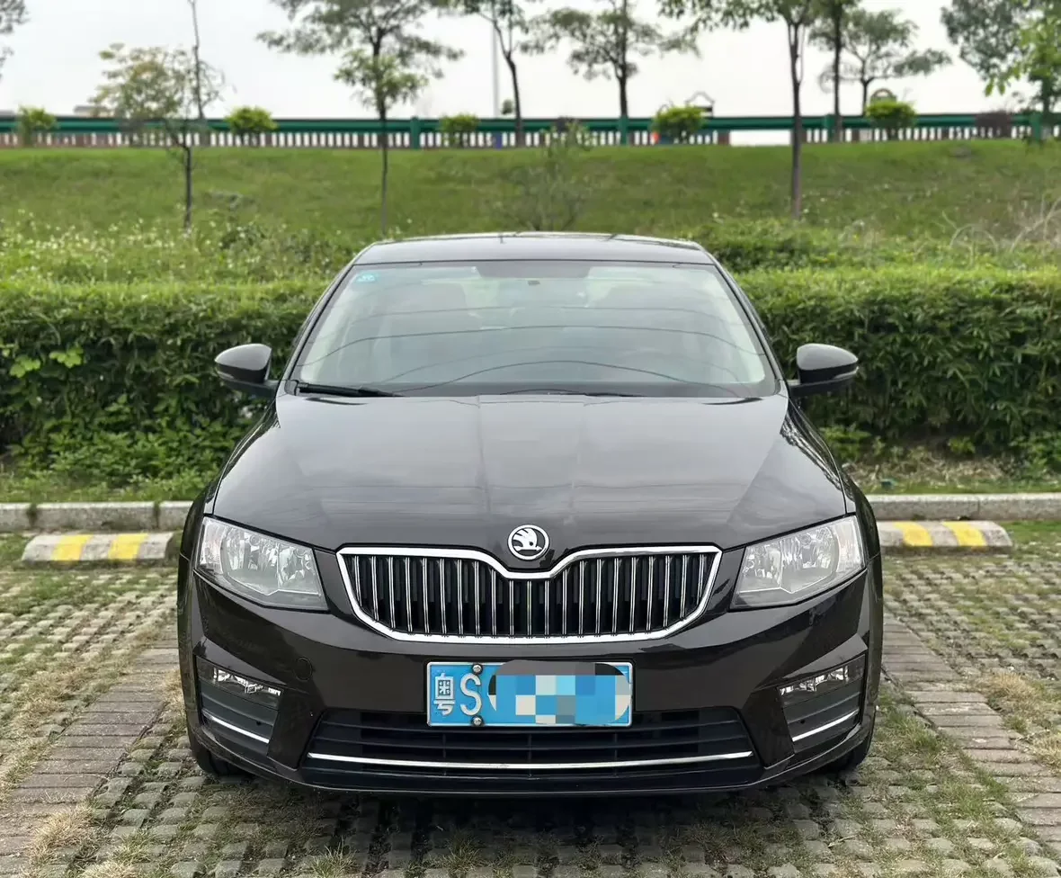 Skoda Octavia  из Китая