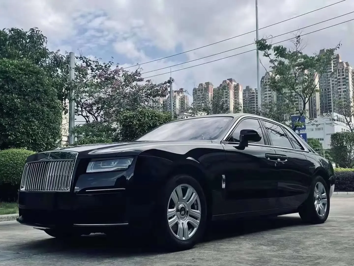 ROLLS ROYCE GHOST