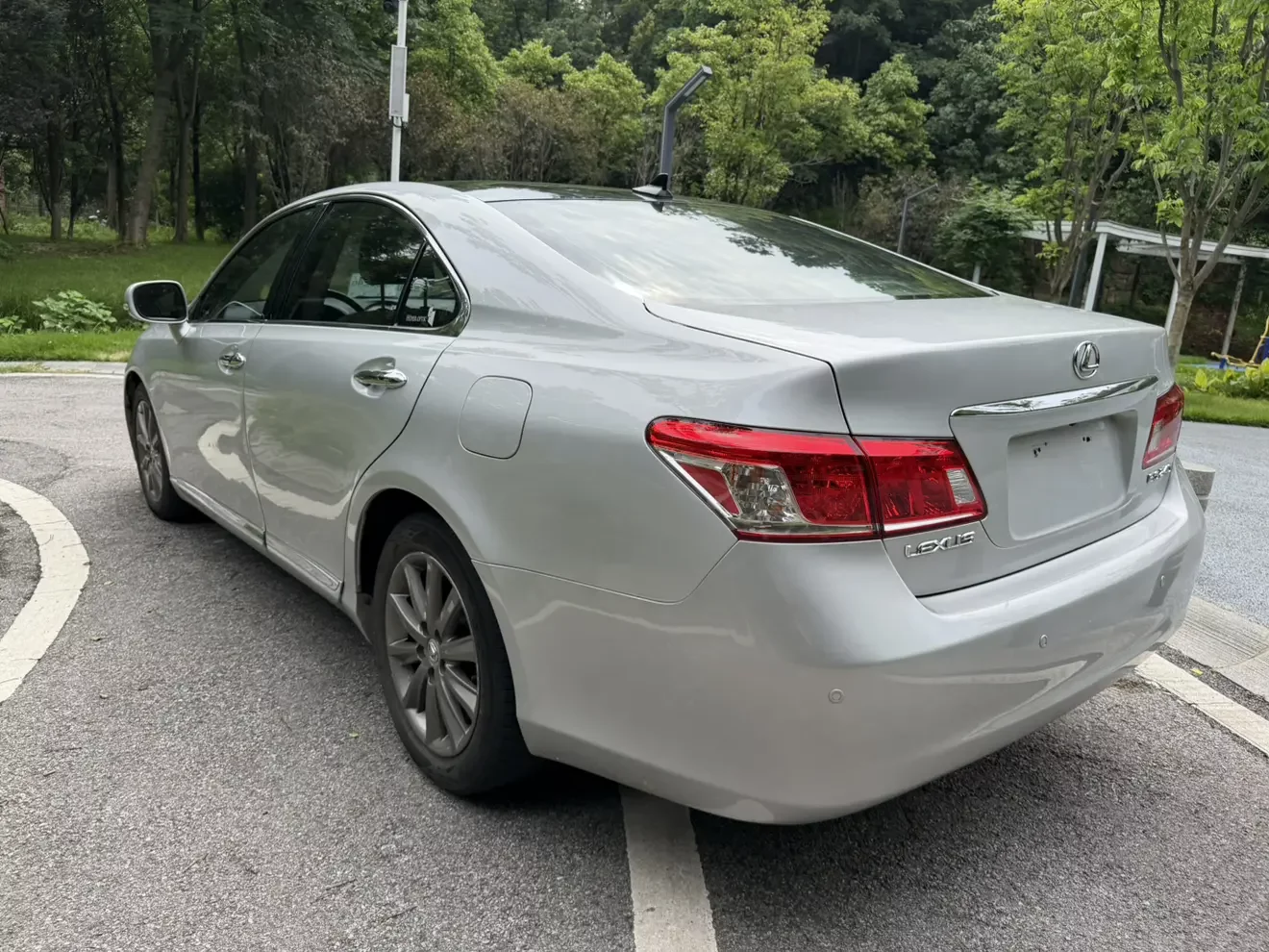 Lexus ES