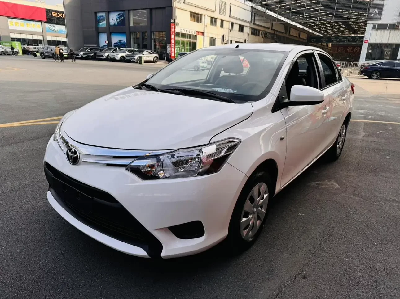 Toyota Vios  из Китая