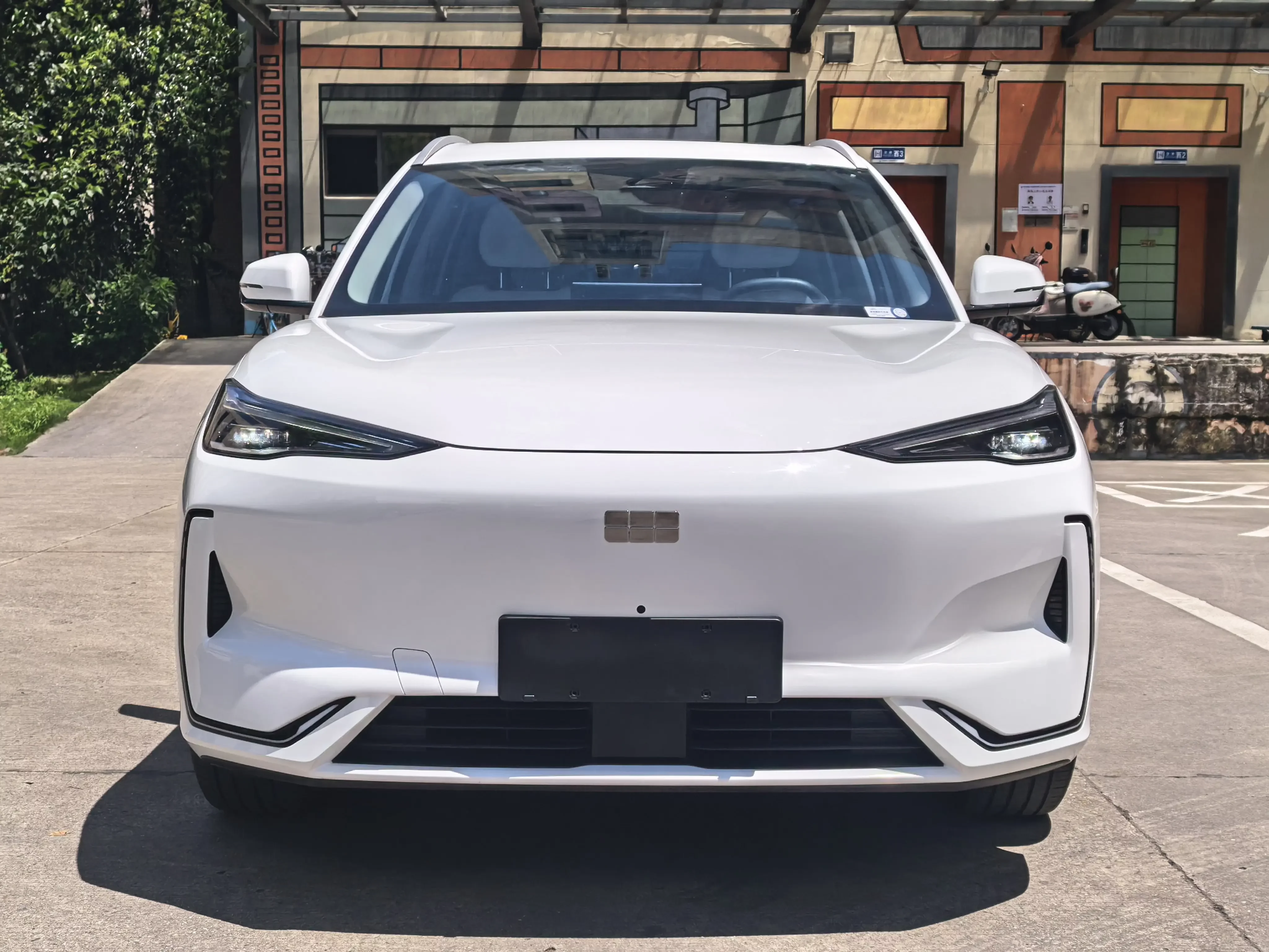 Geely Galaxy E5