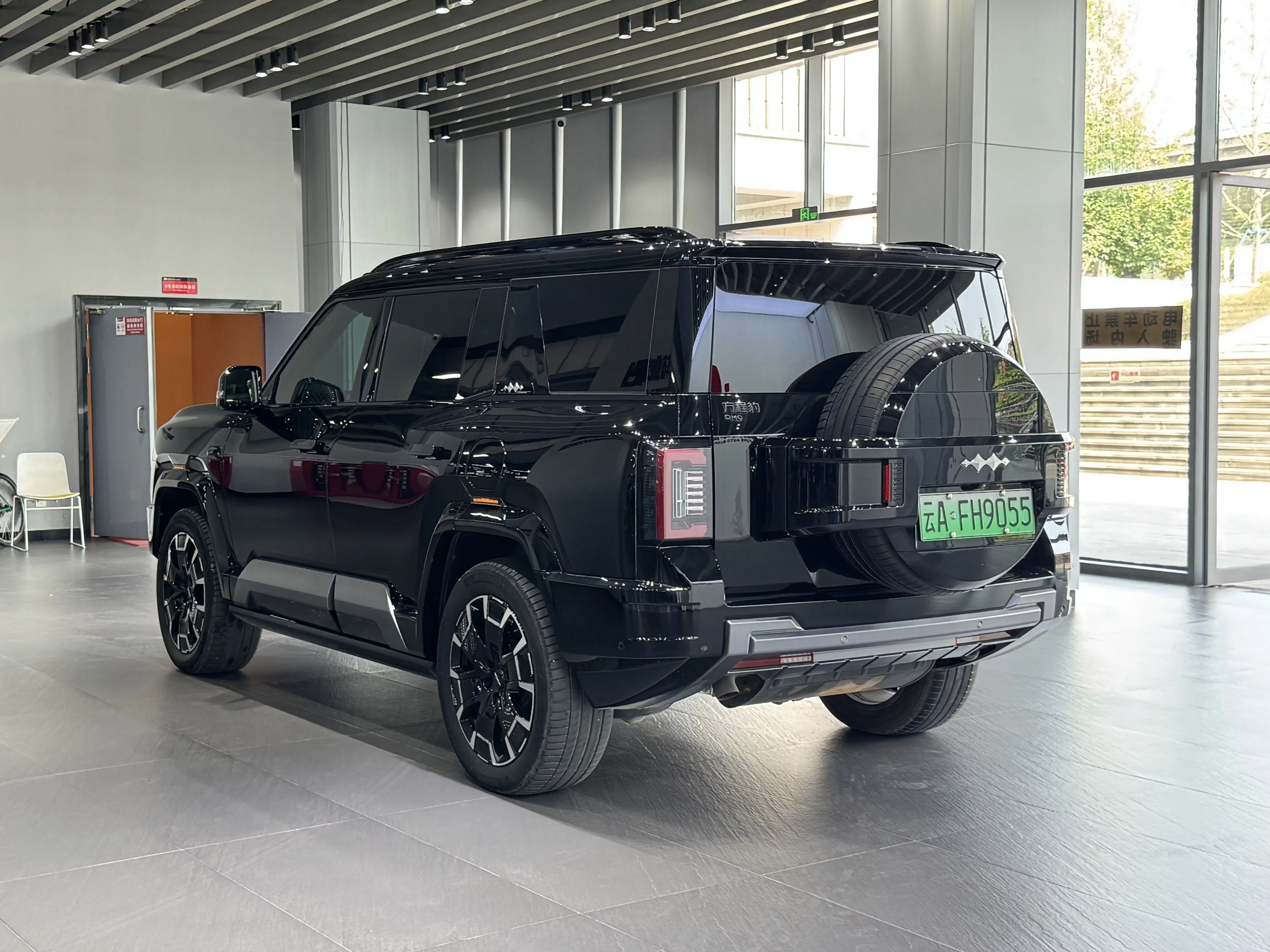 BYD Leopard Leopard 8