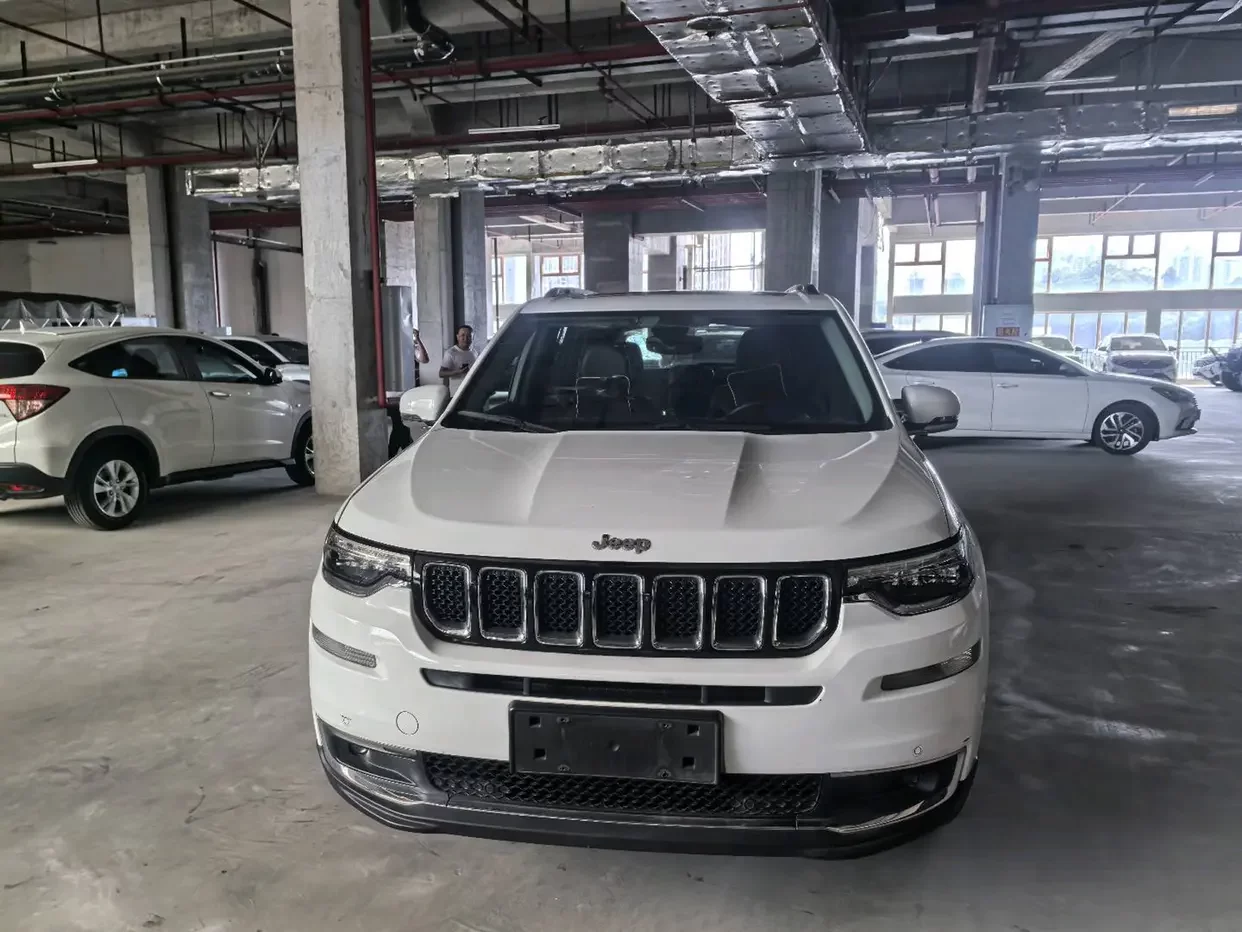 Jeep grand commander