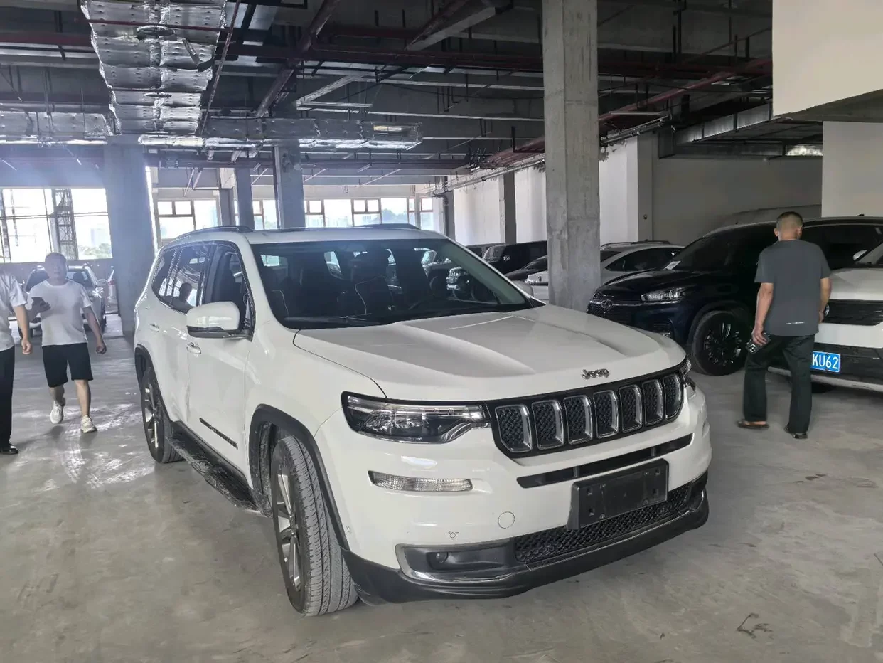 Jeep grand commander