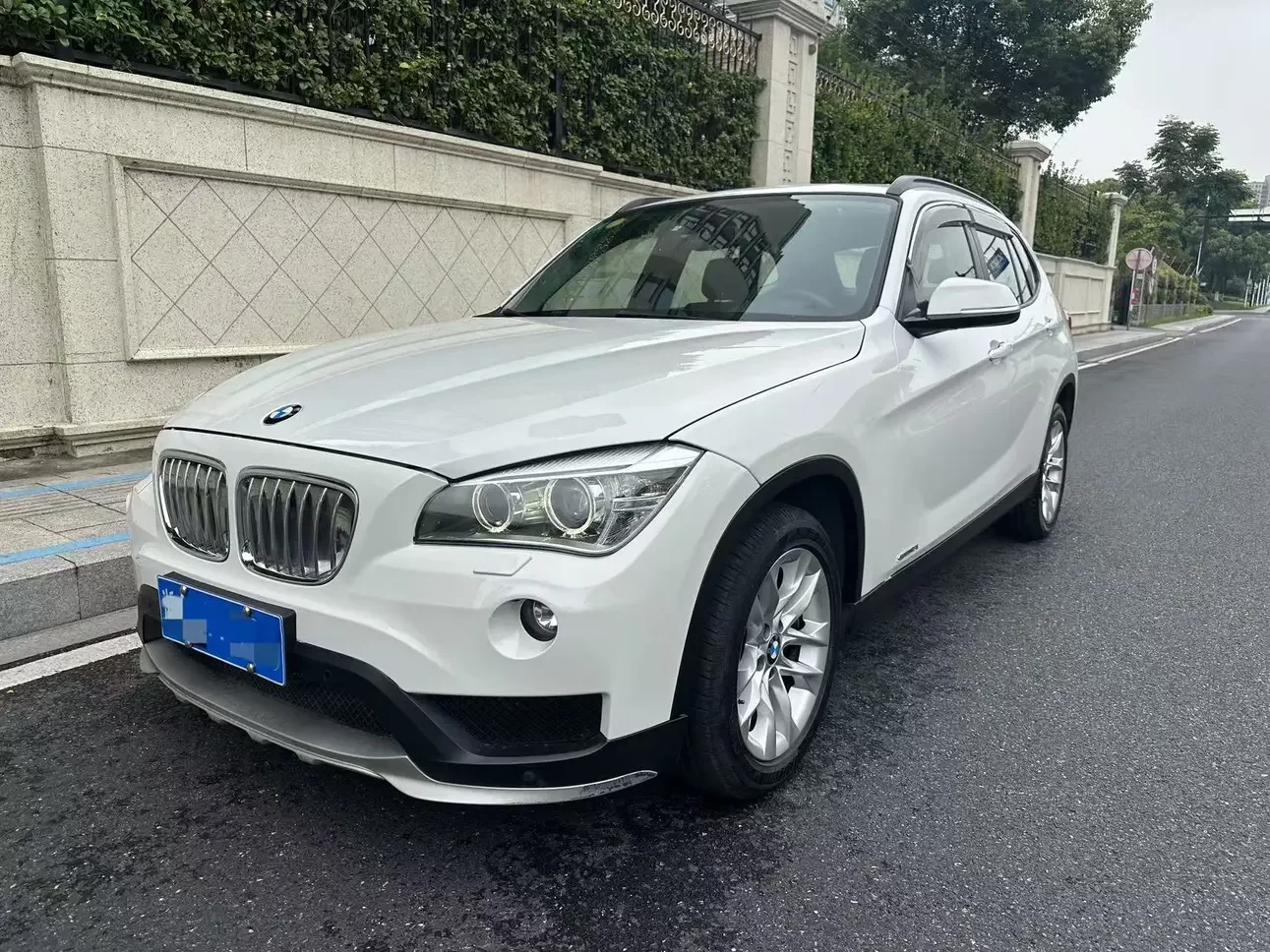 BMW X1  из Китая