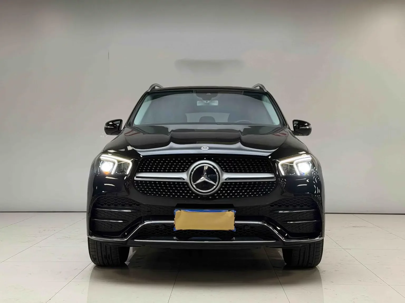 Mercedes-Benz GLE (Imported)