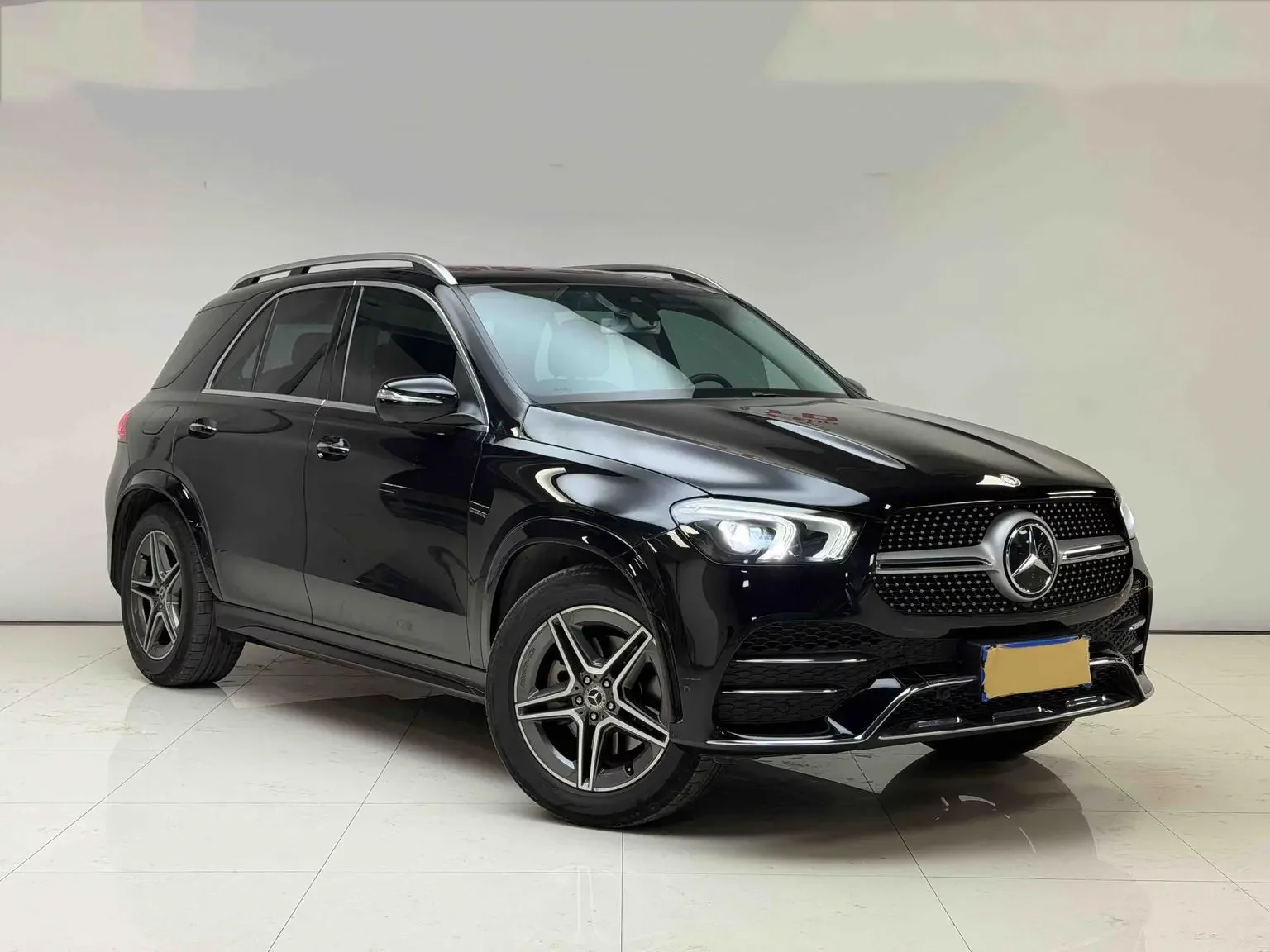 Mercedes-Benz GLE (Imported)