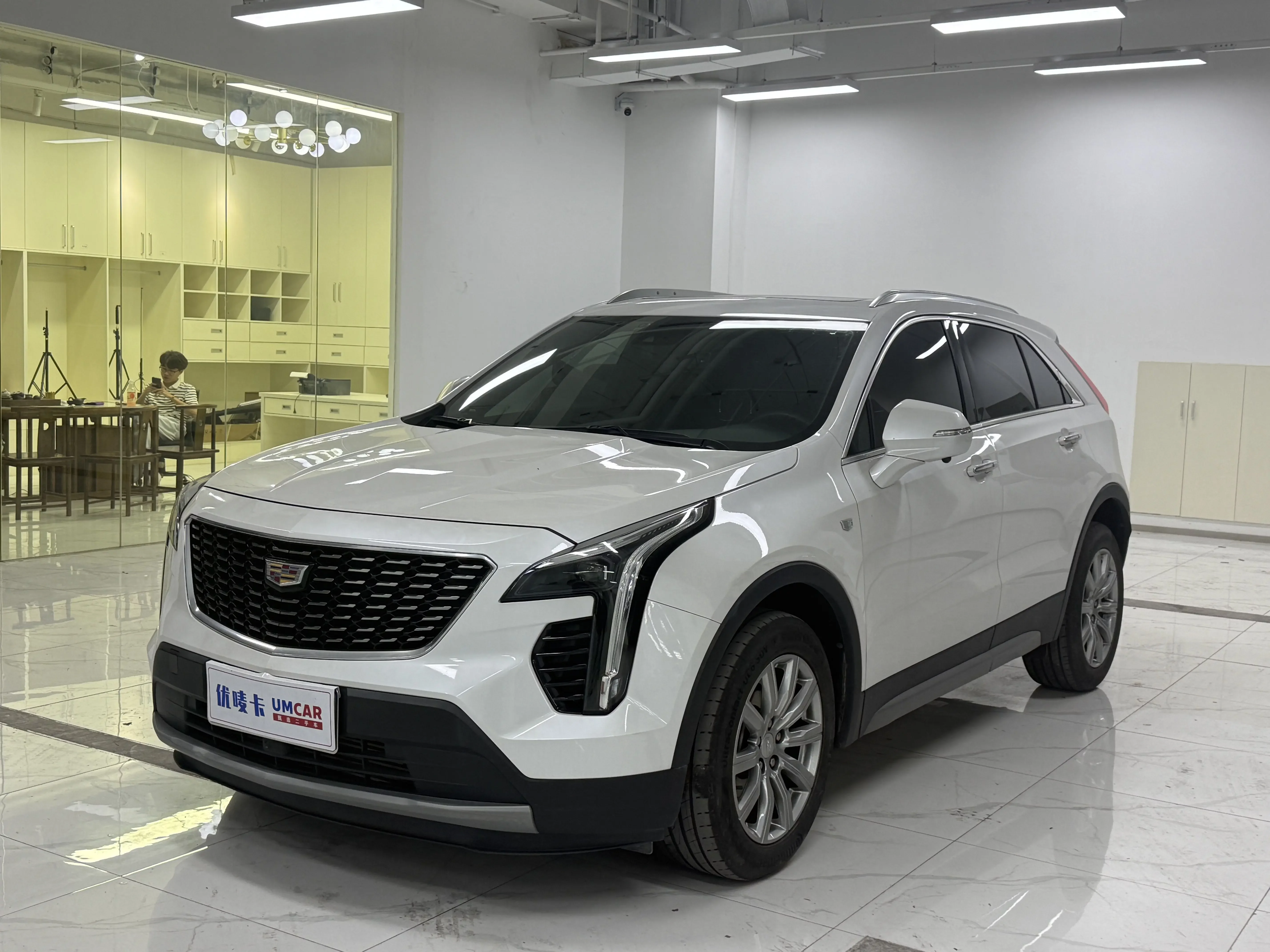 Cadillac XT4  из Китая