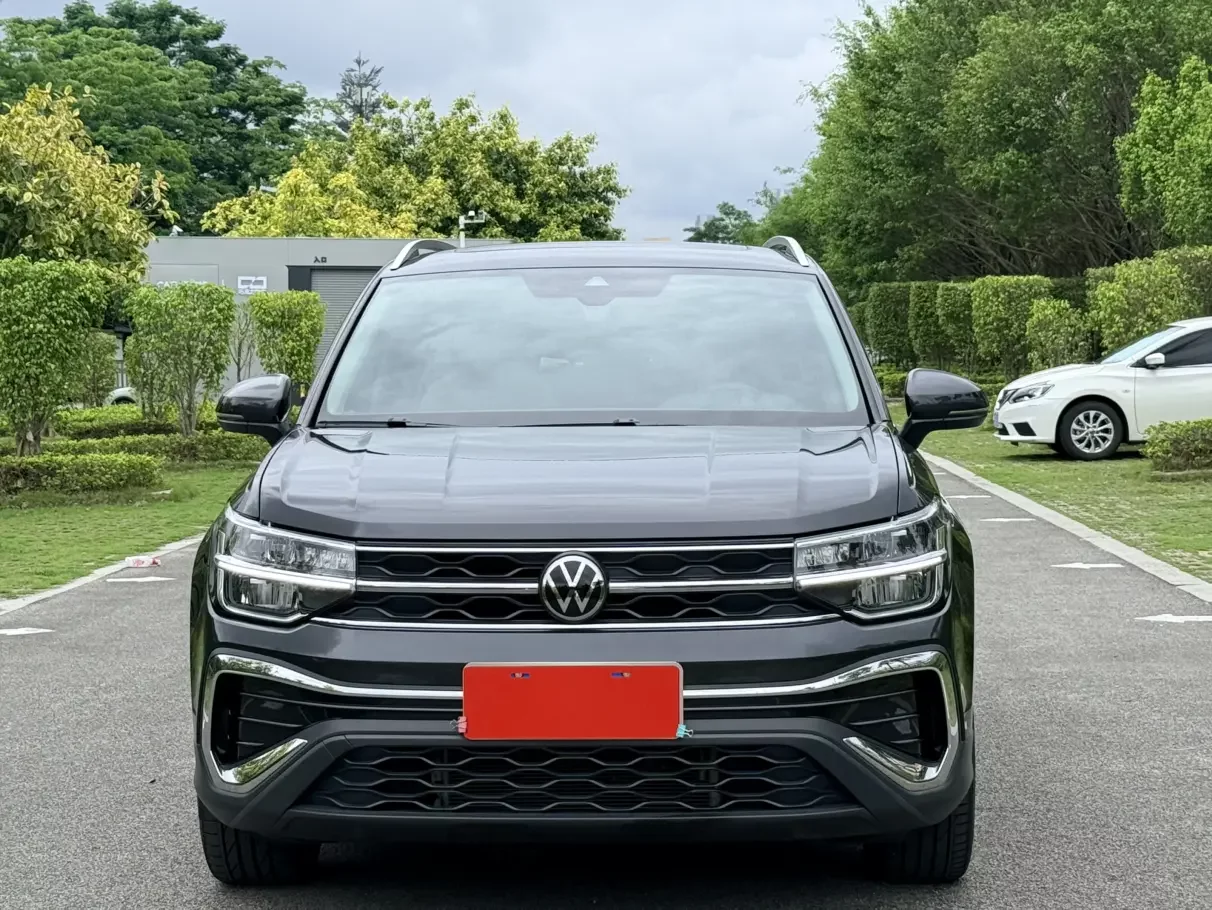Volkswagen Tharu