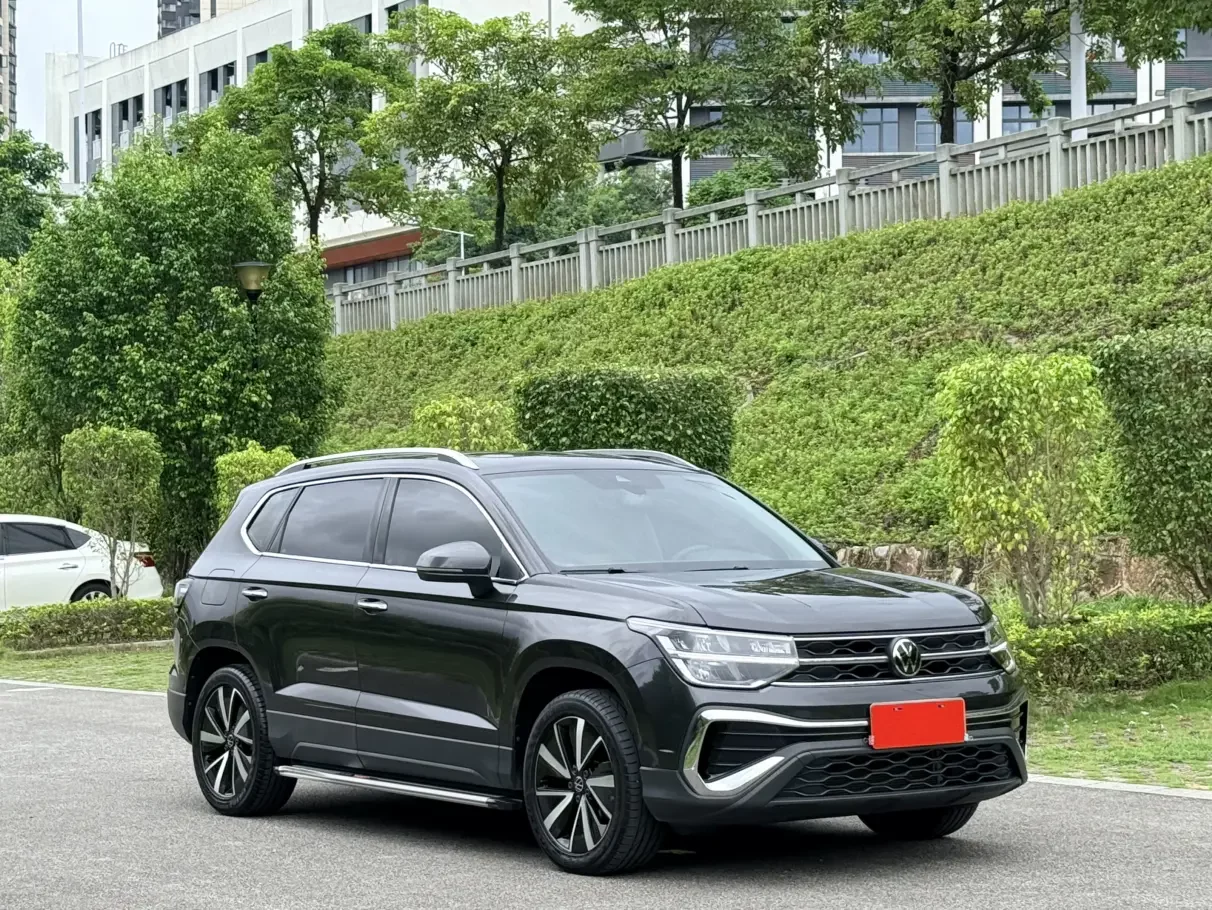 Volkswagen Tharu