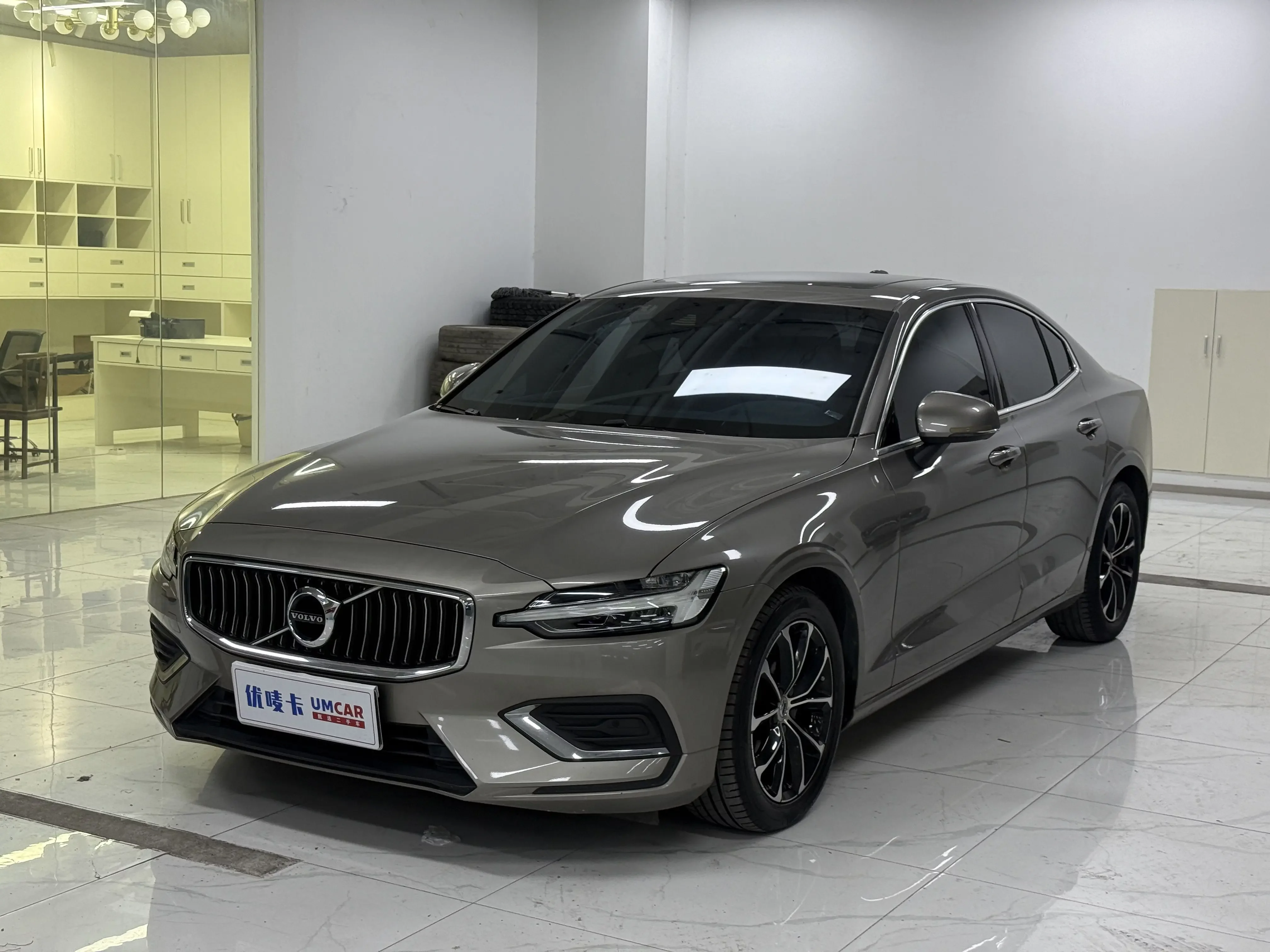 Volvo S60