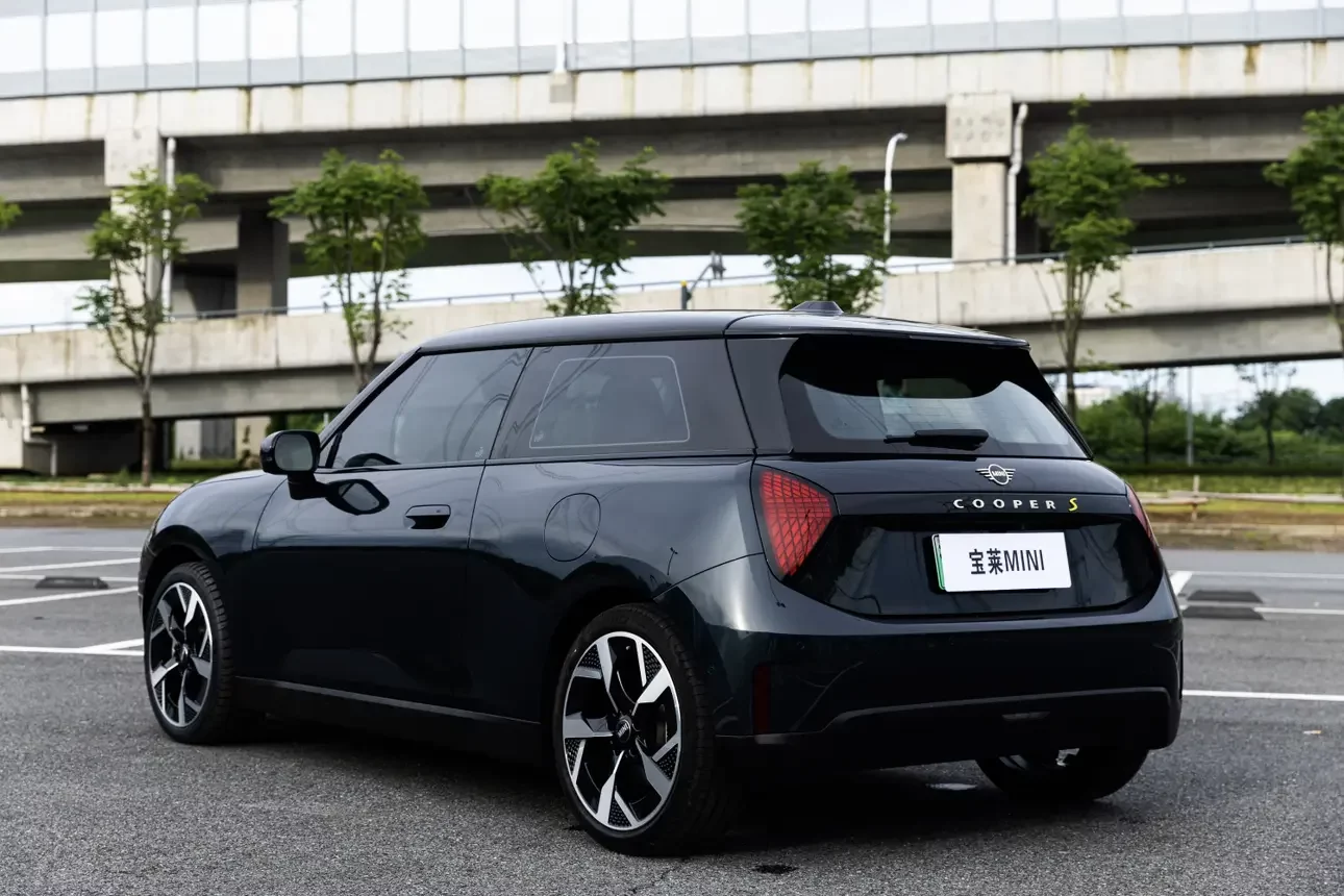 MINI ELECTRIC  COOPER