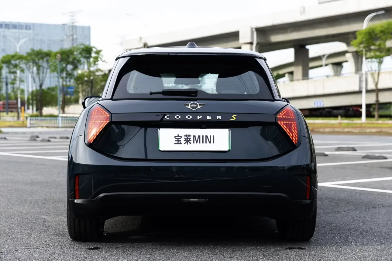 MINI ELECTRIC  COOPER