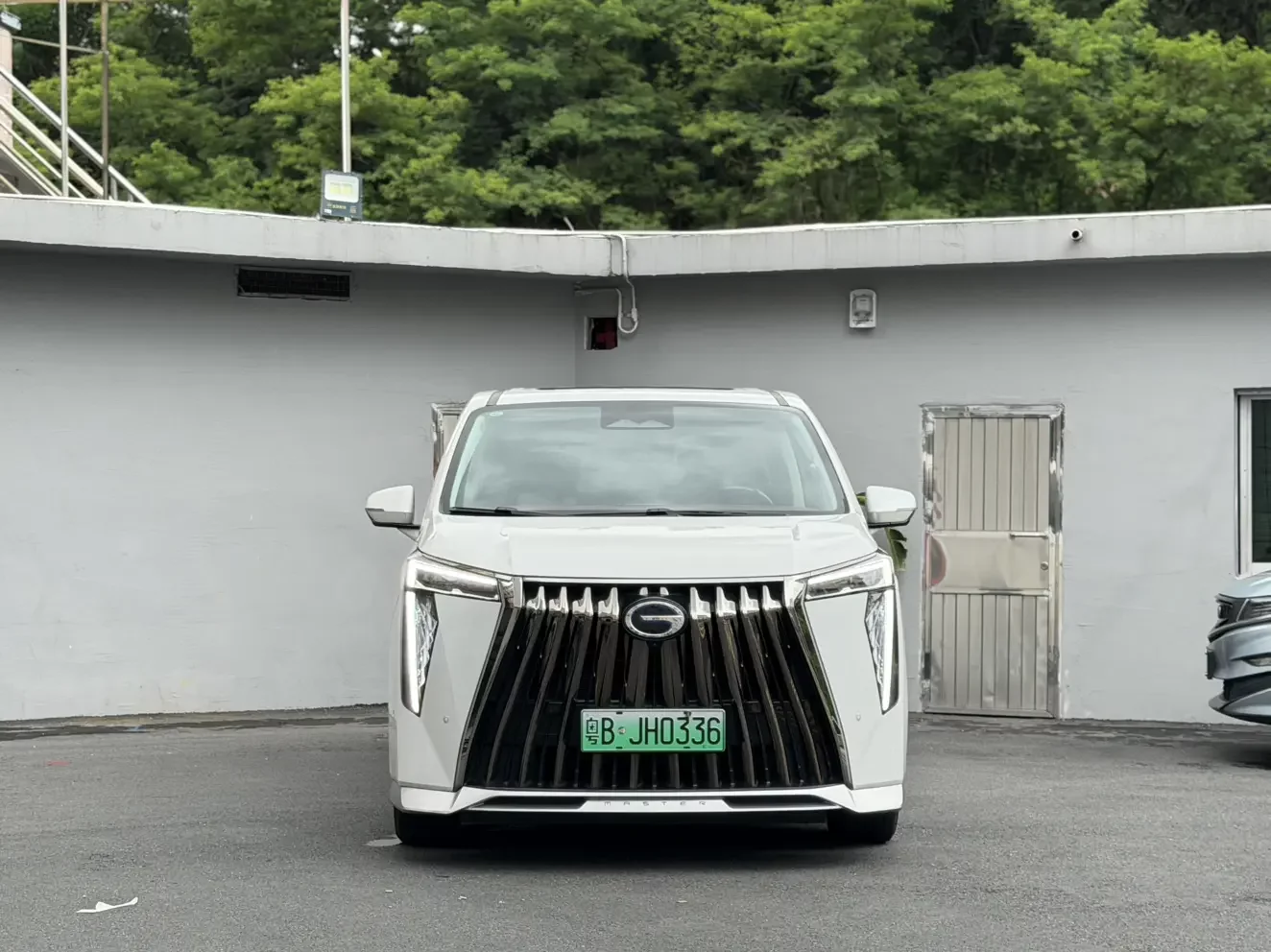 GAC Trumpchi E9 PHEV  из Китая