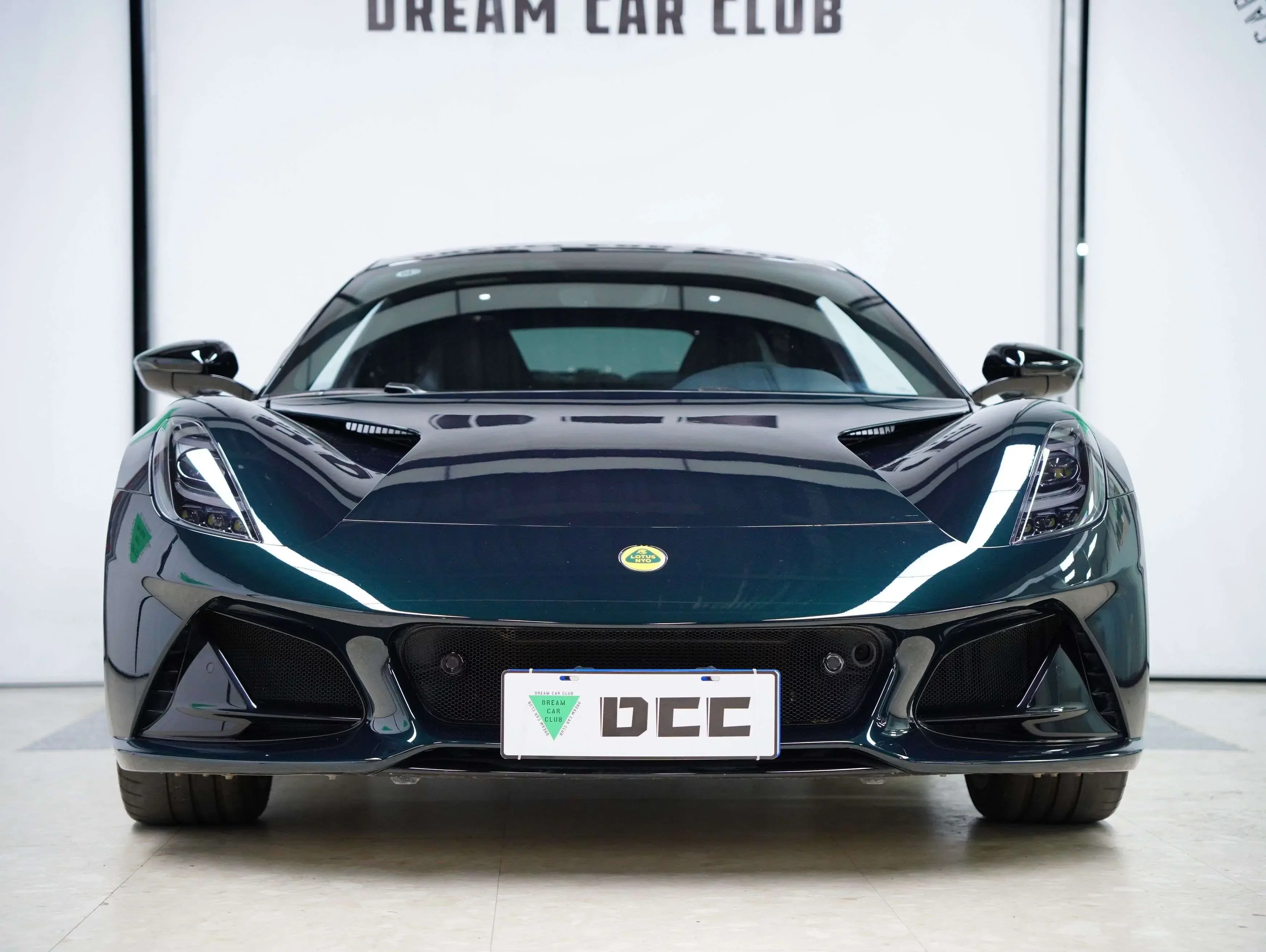 Lotus Emira