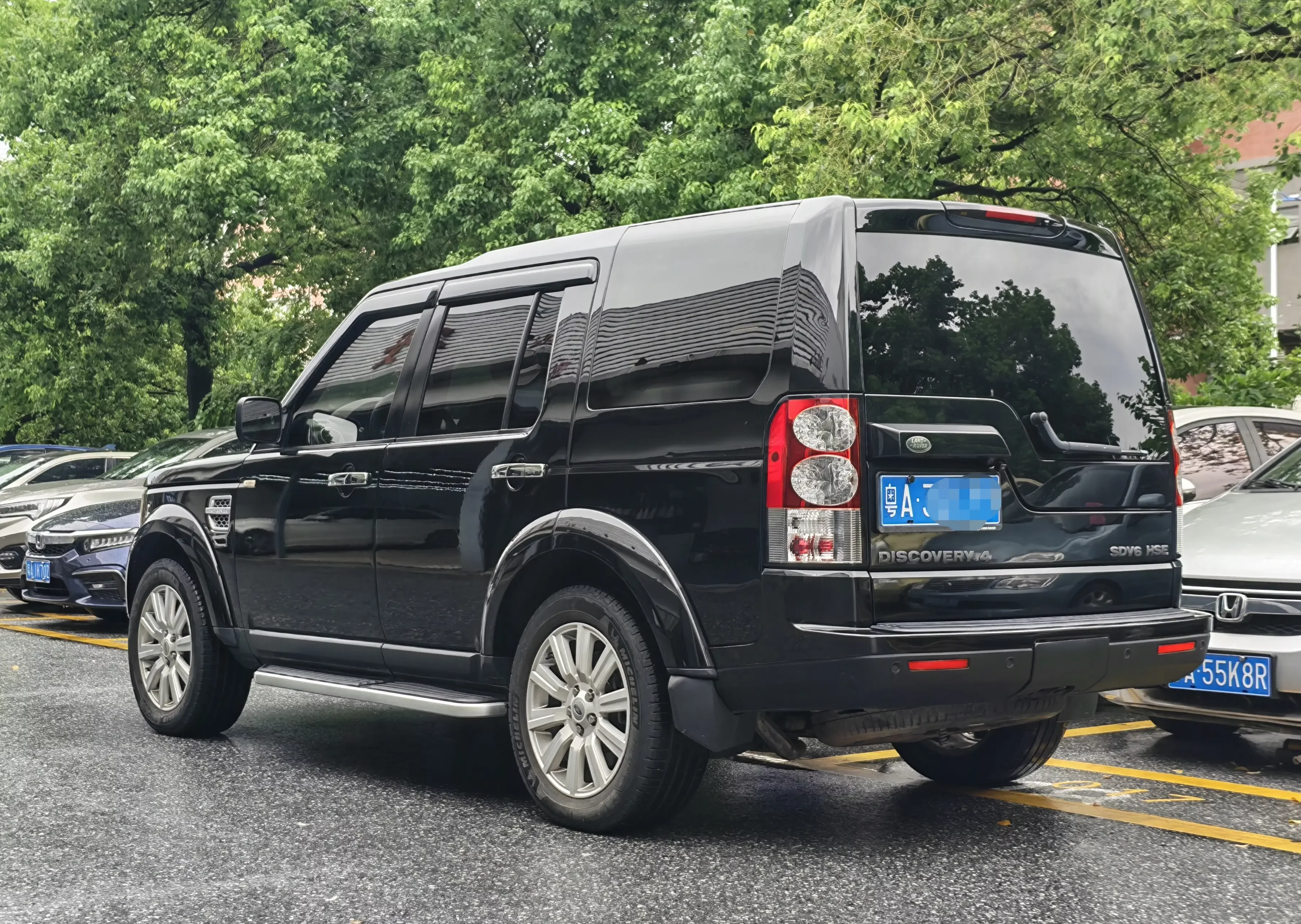 Land Rover Discovery