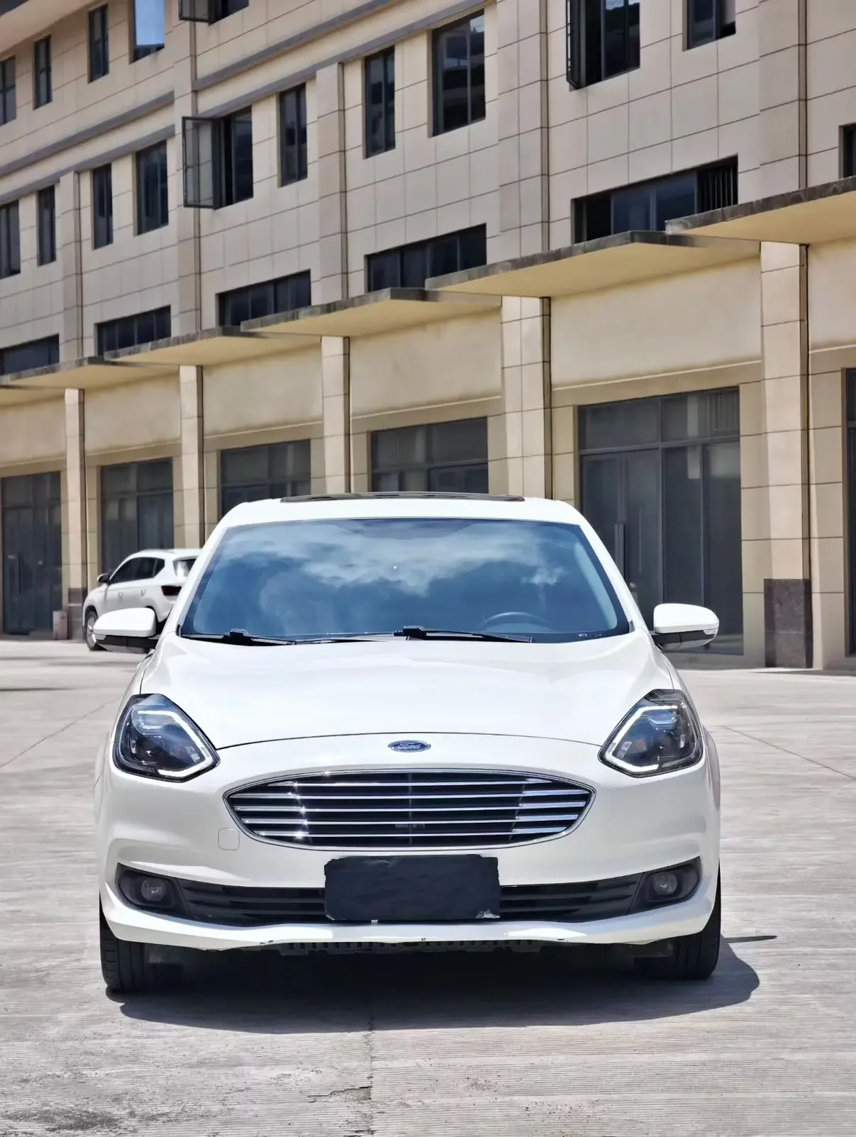 Ford Forrest  из Китая