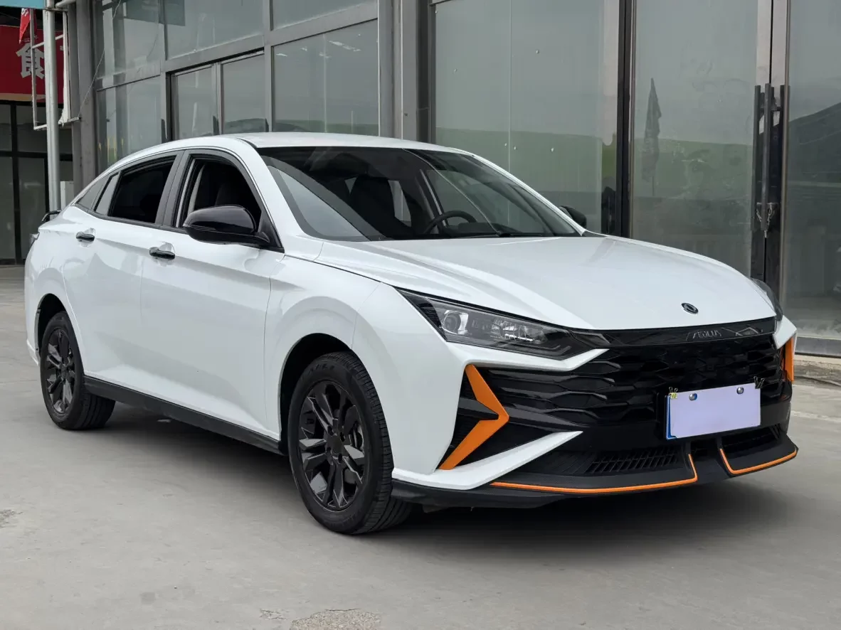 Dongfeng Yixuan