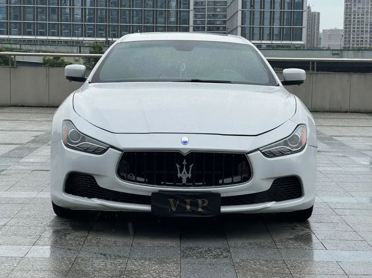 Maserati Ghibli  из Китая