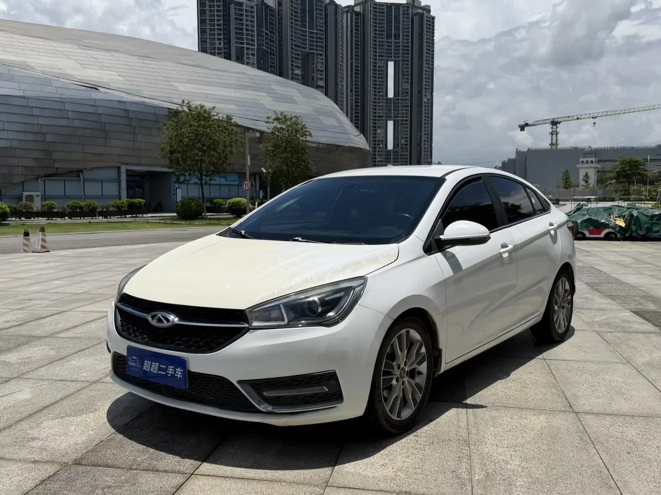 Chery Arrizo 5