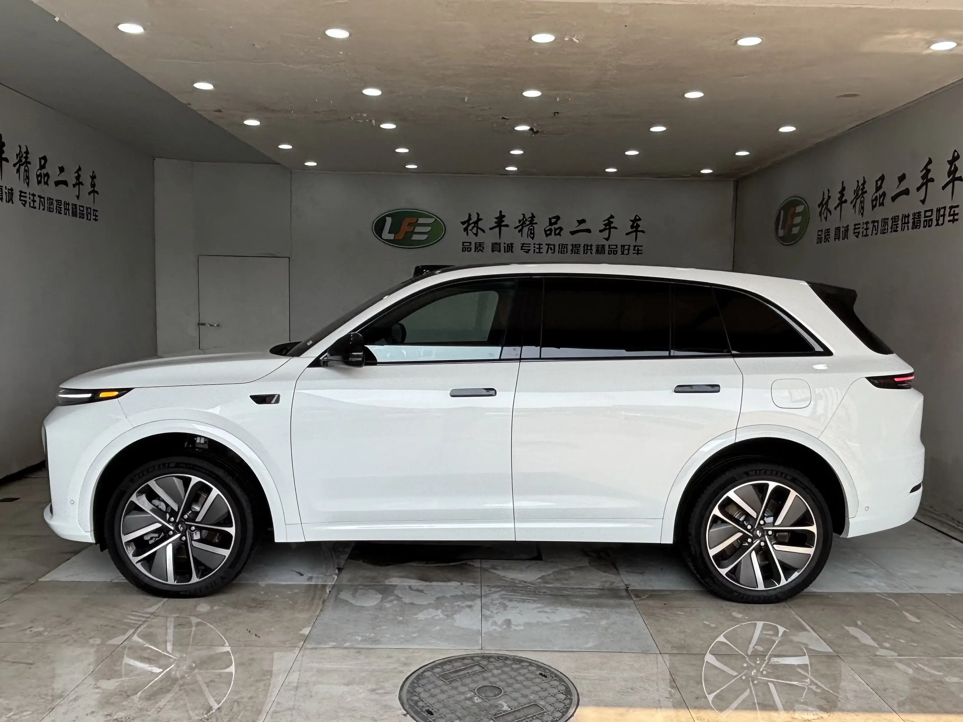 Lixiang L7