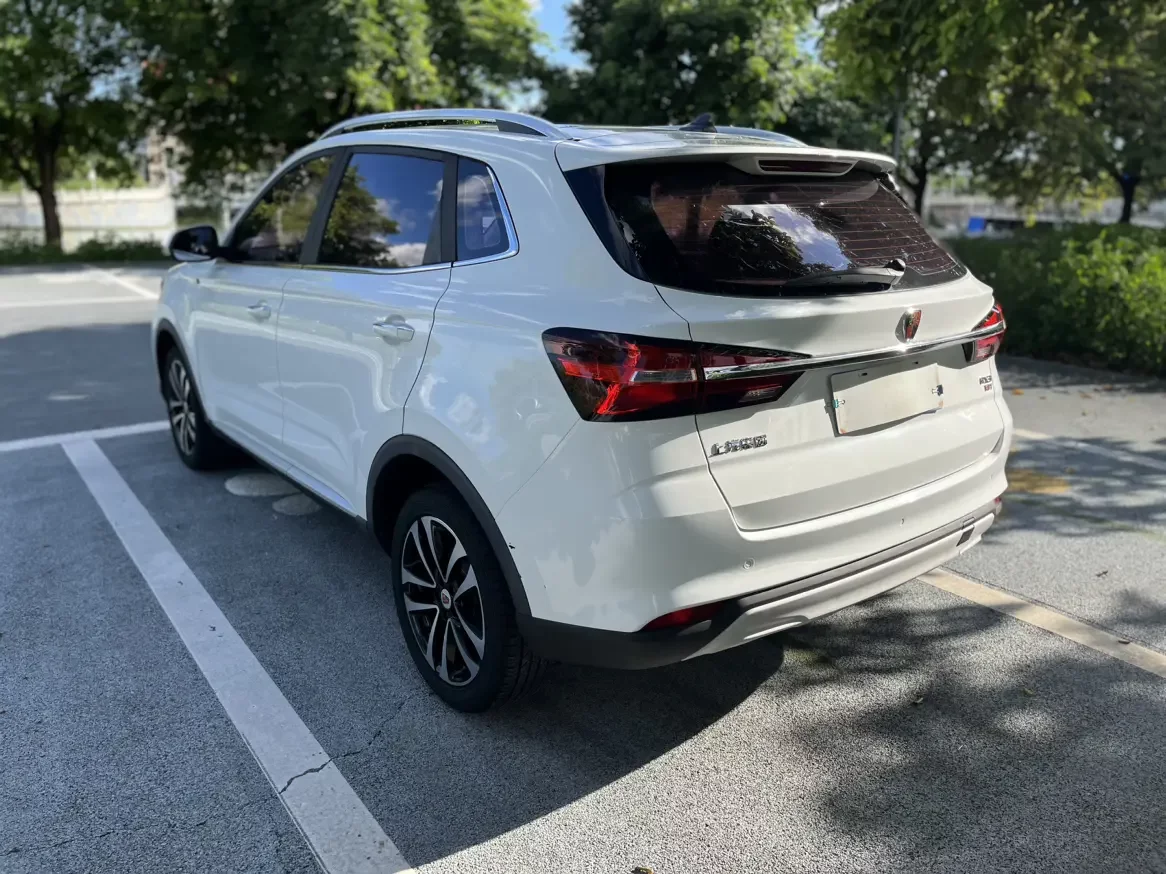 Roewe RX3