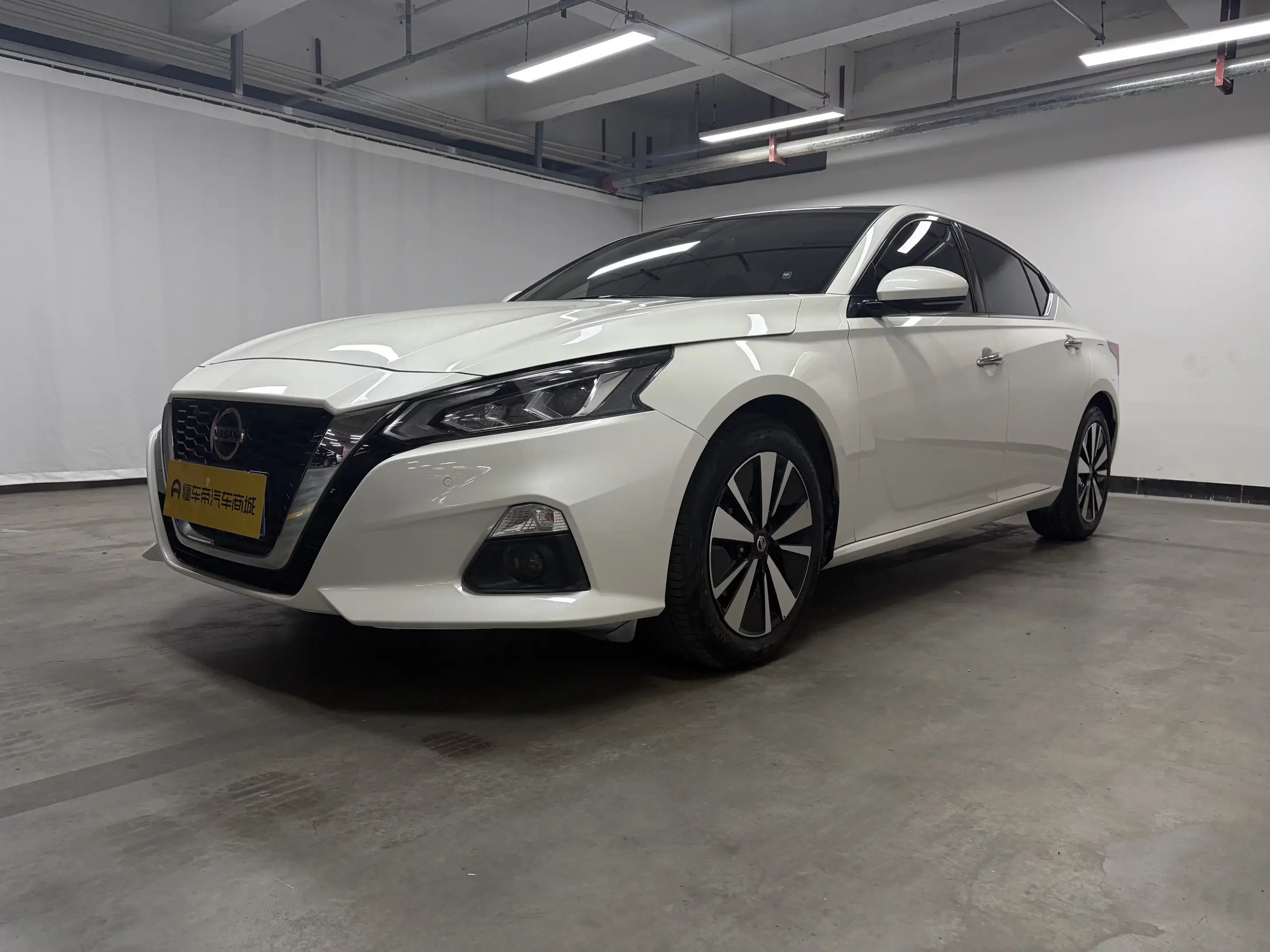 Nissan Altima (Teana)  из Китая