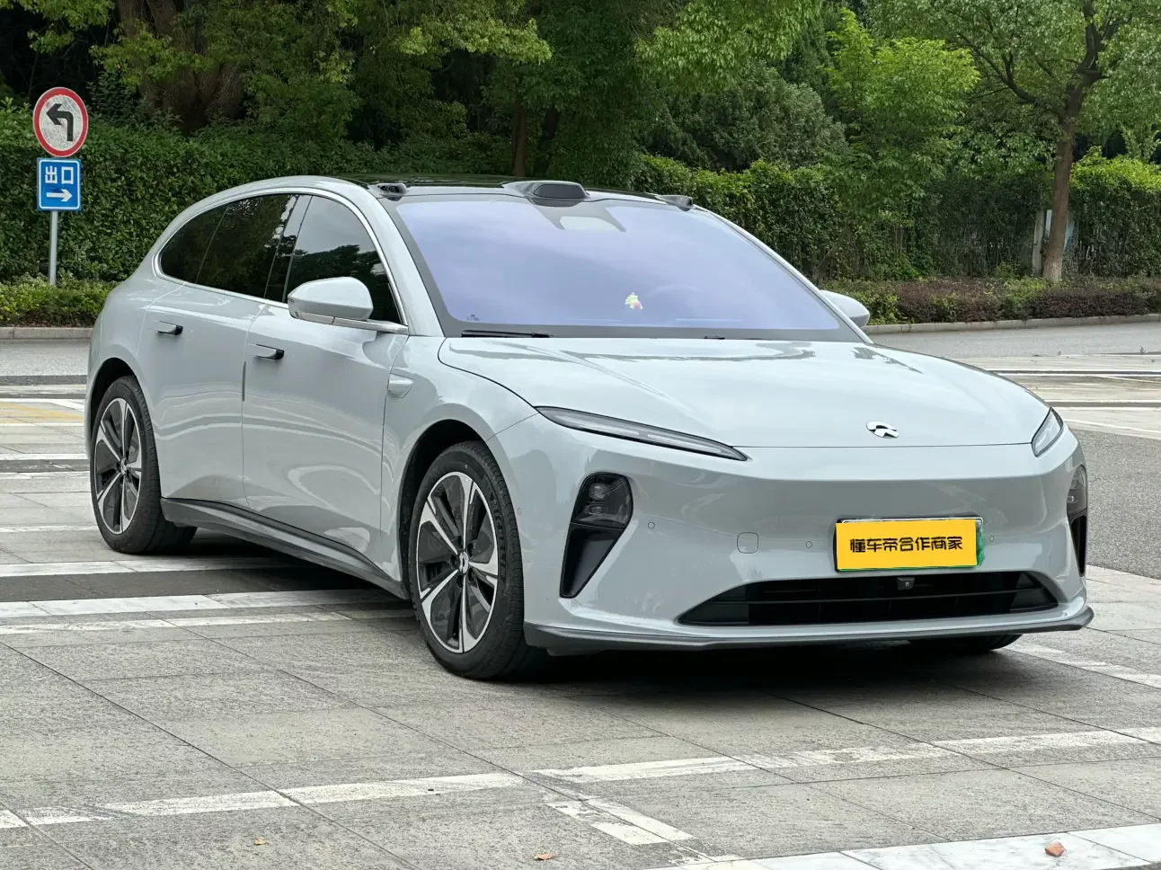 NIO ET5T