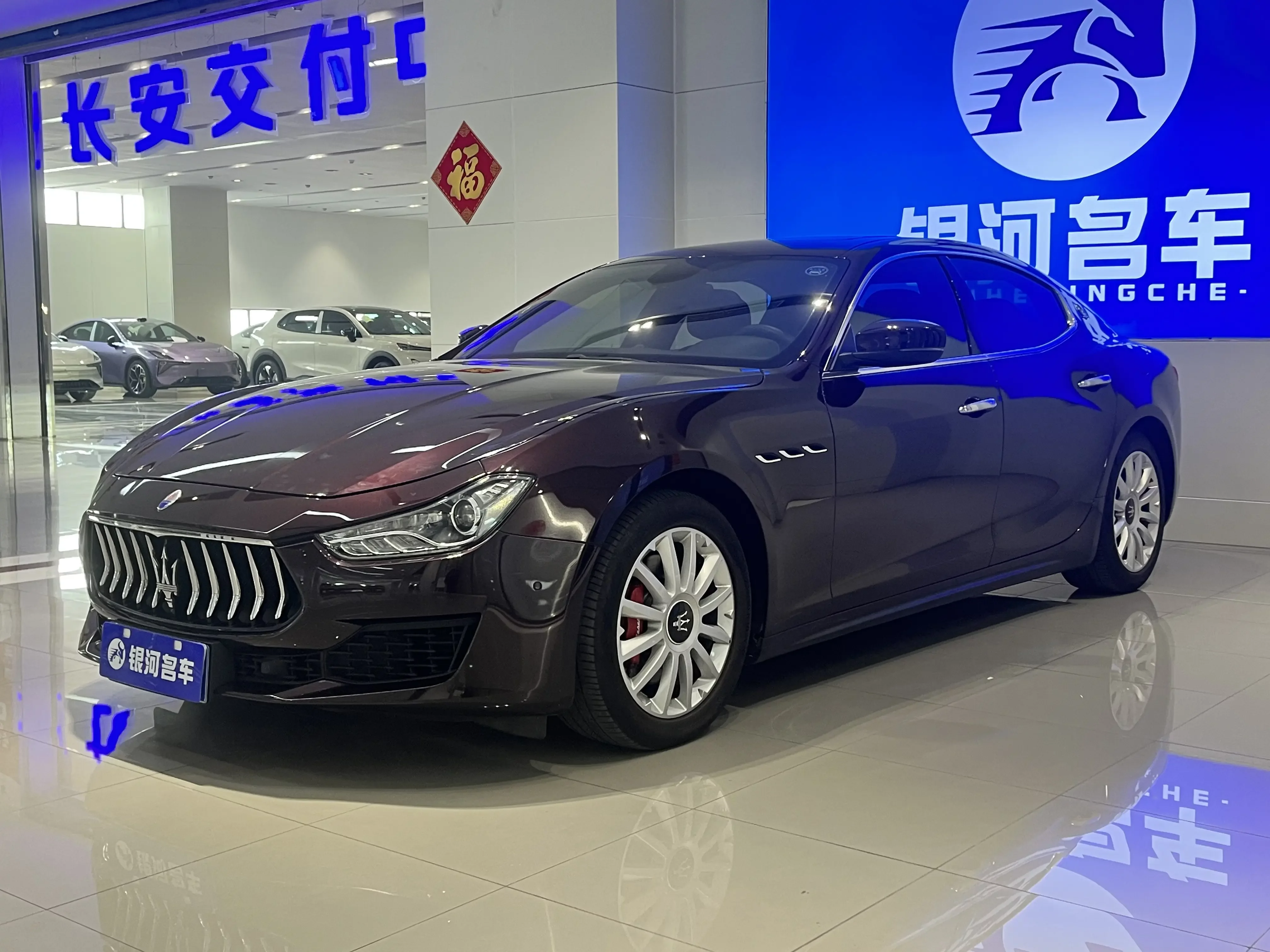 Maserati Ghibli  из Китая