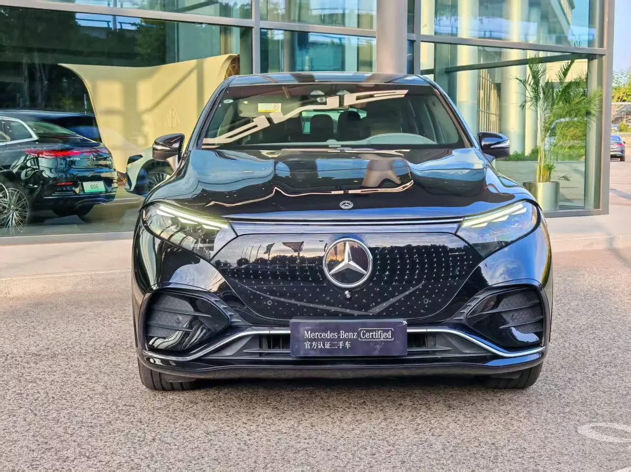 Mercedes-Benz EQS SUV