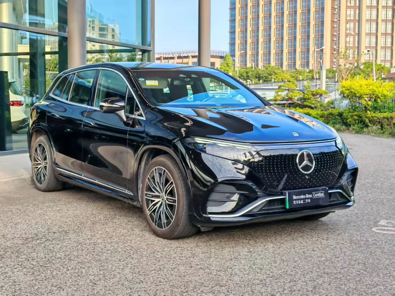 Mercedes-Benz EQS SUV