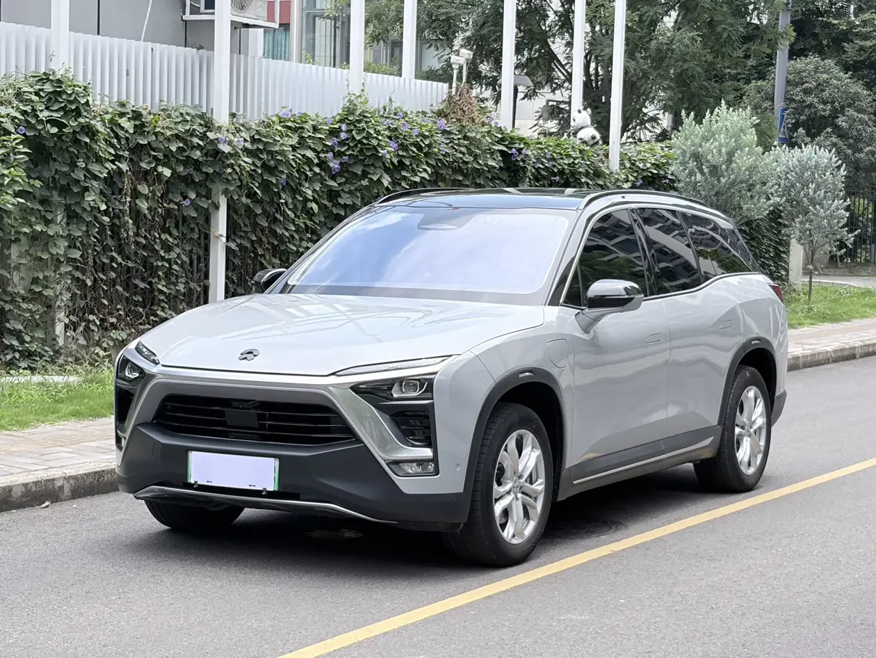 NIO ES8  из Китая