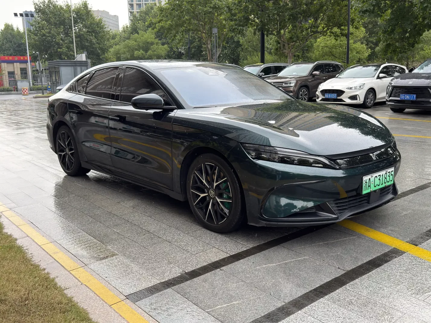 BYD Han EV