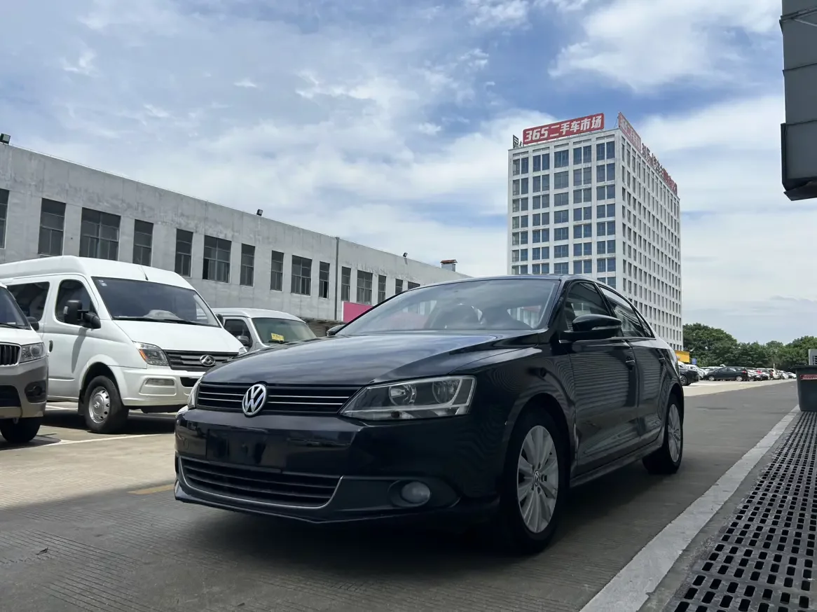 Volkswagen Sagitar